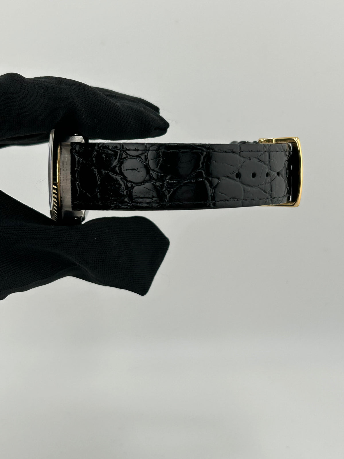 Rolex Datejust 36 Champagne Stick Dial on Generic Black Leather Strap Ref. 16233 1988 — view 5