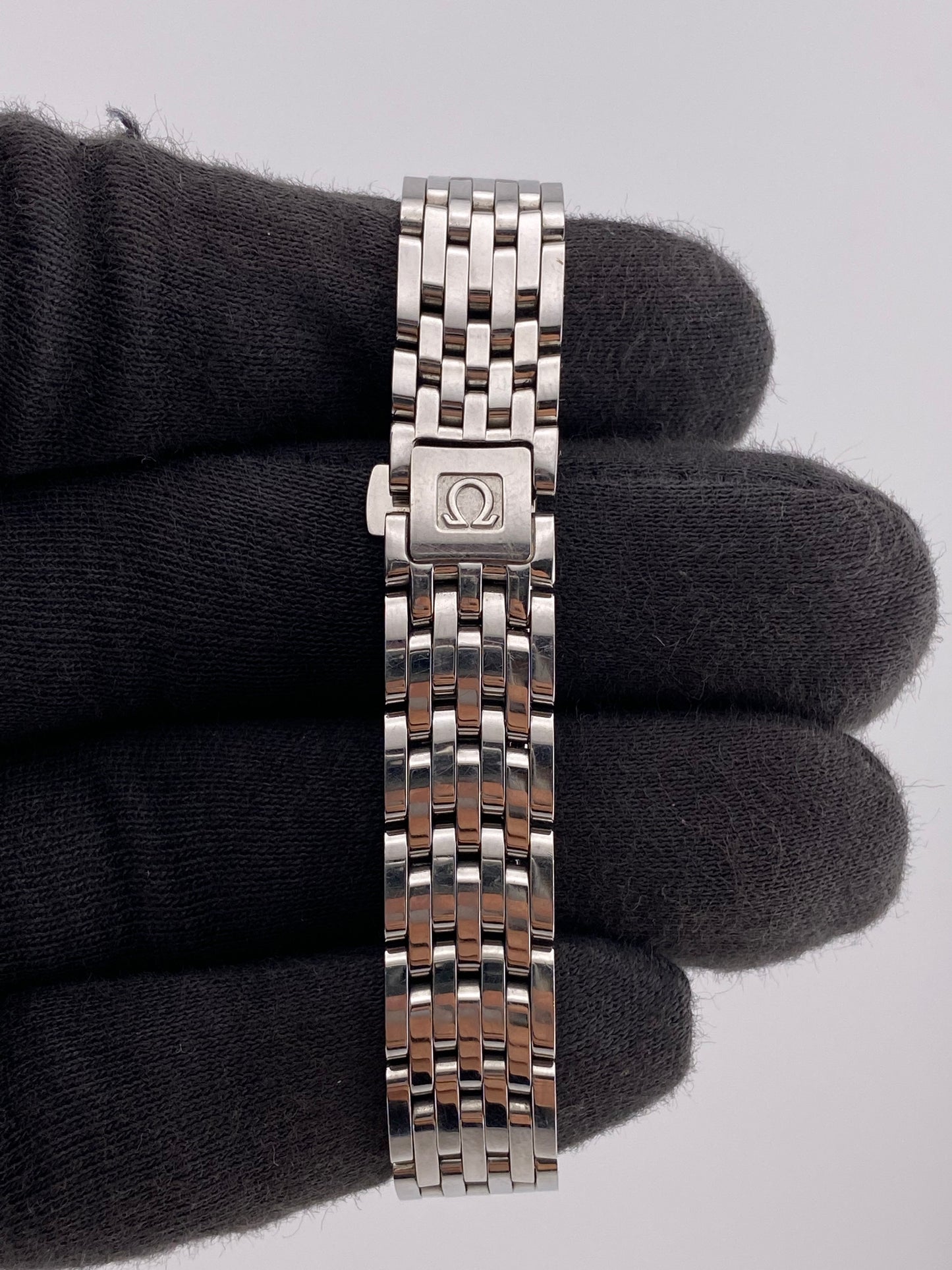 Omega De Ville White Mop Dial on Stainless Steel Bracelet Ref. 4570.75.00 — view 4