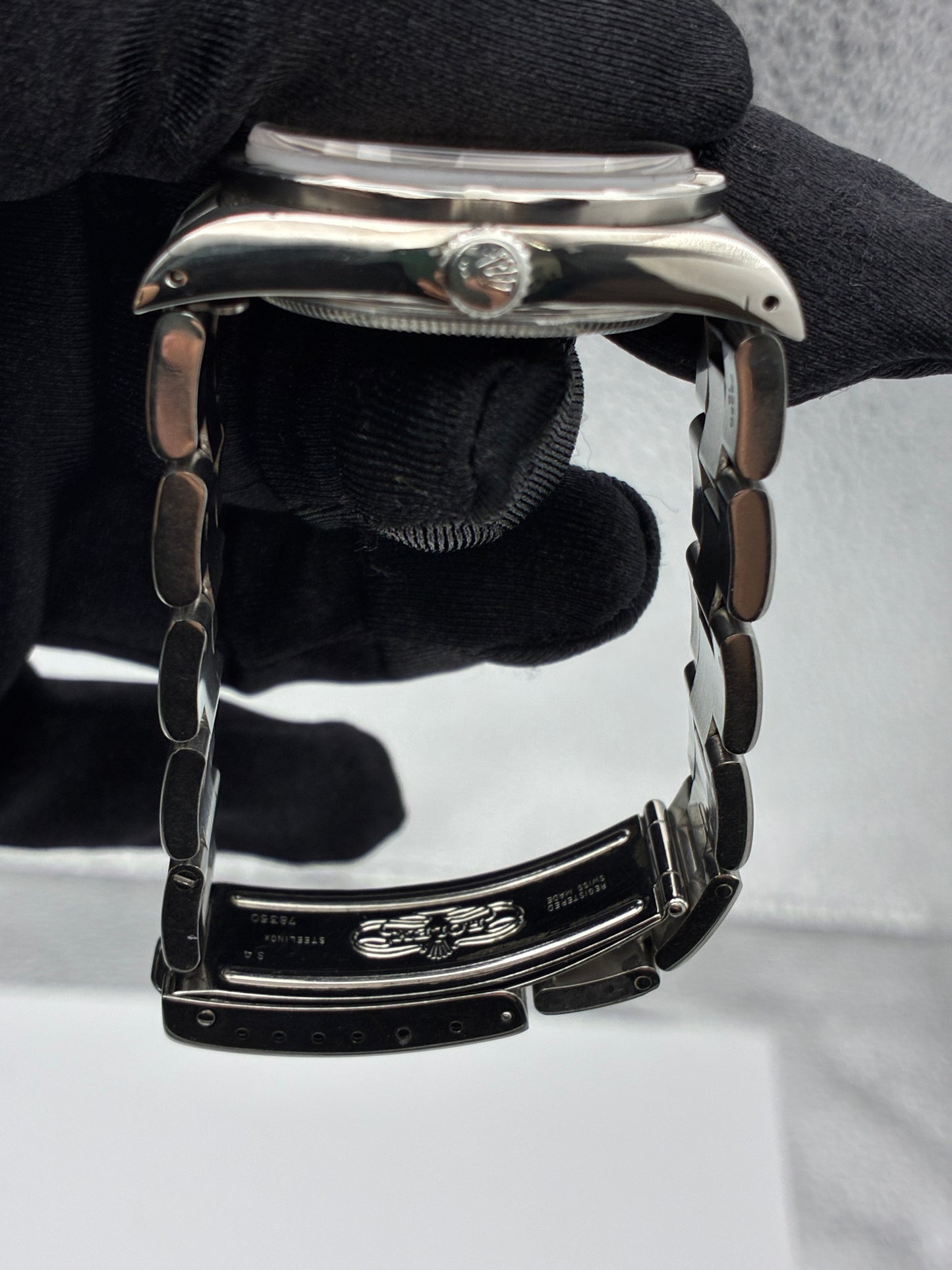 Rolex Air-King Silver Stick Dial on Oyster Ref. 14010 — view 3