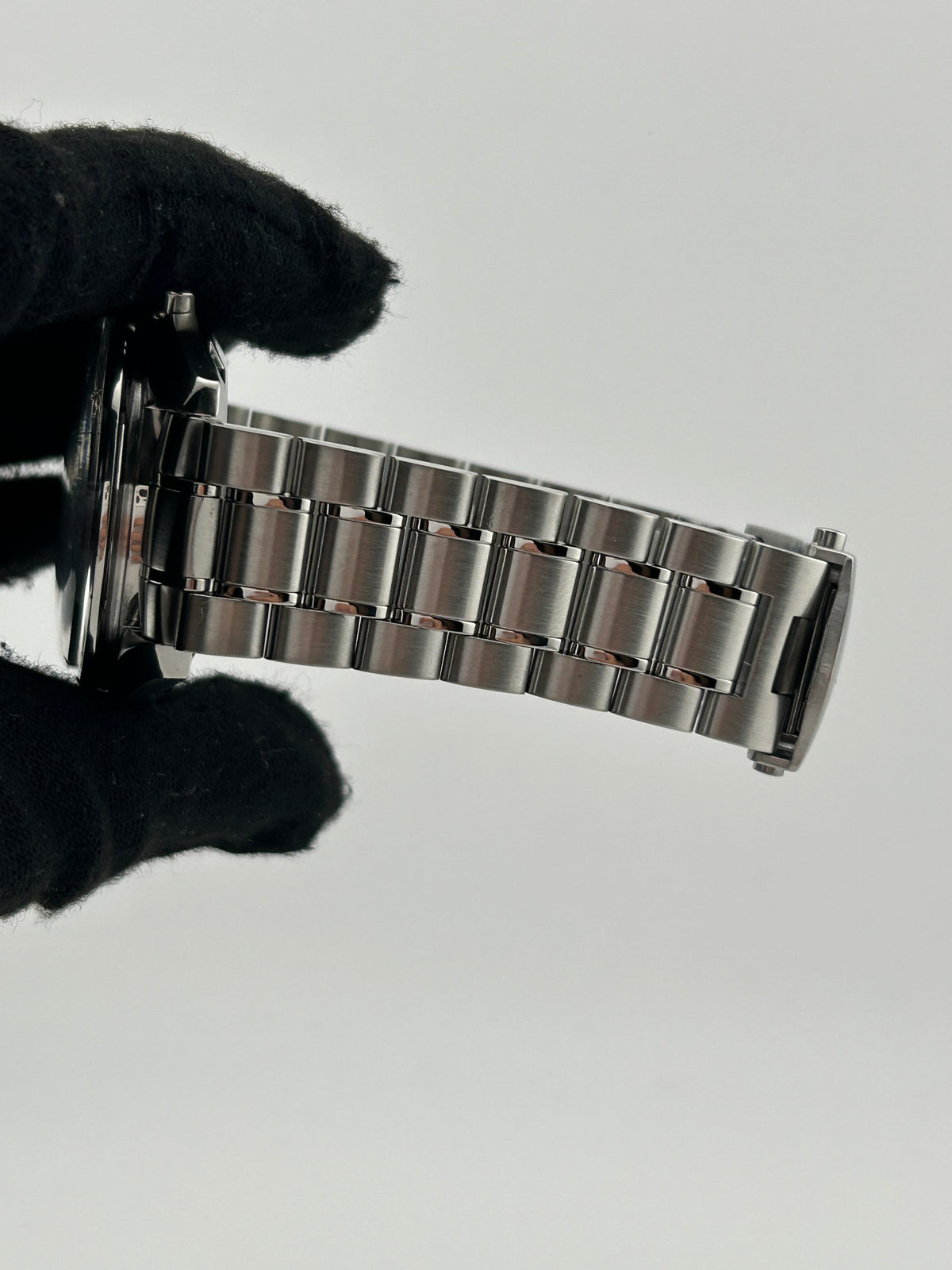 Omega Speedmaster Broad Arrow Black Dial on Stainless Steel Bracelet Ref. 3594.50 — view 5