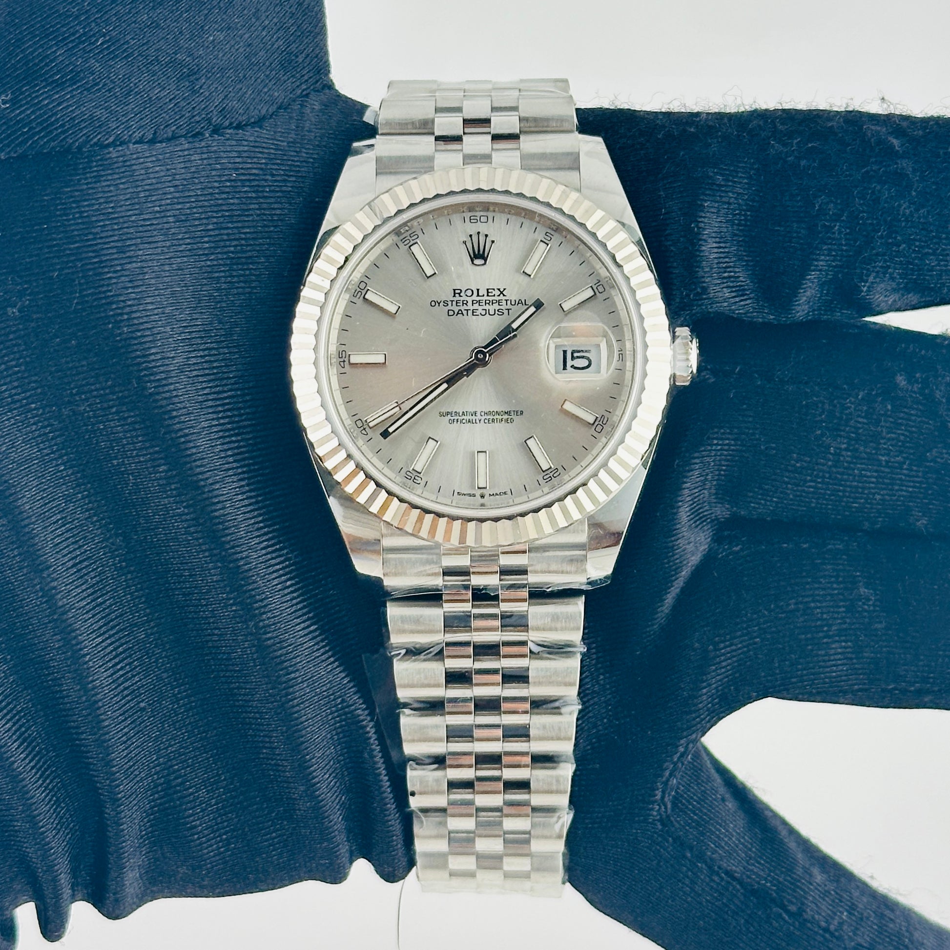 Rolex Datejust Silver Index Dial on D Link Jubilee Bracelet Ref. 126334 Card 2023 — view 2
