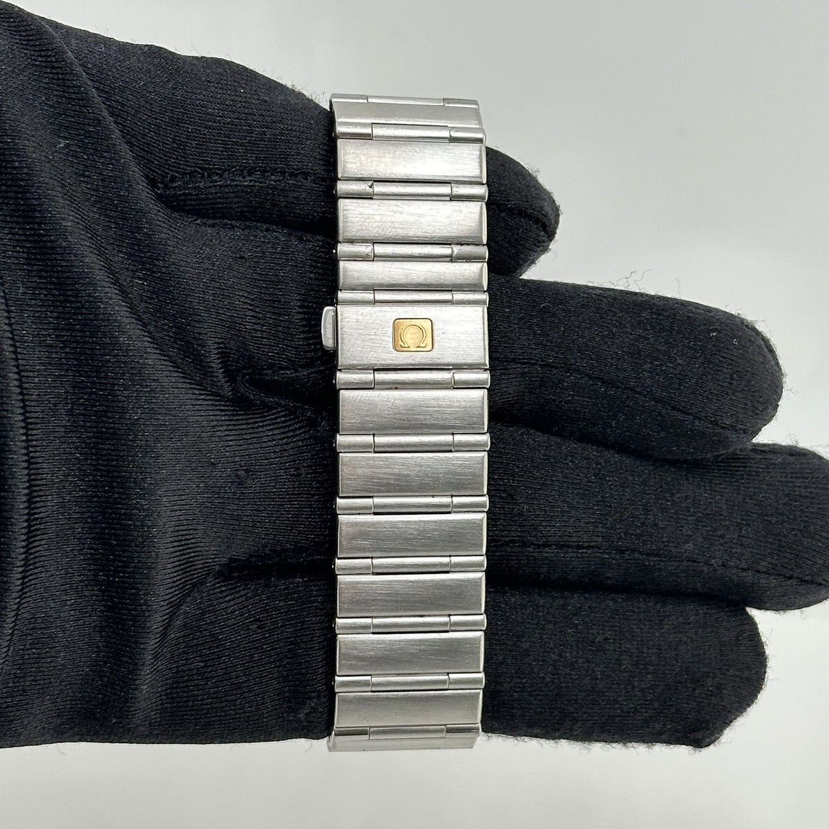 Omega Constellation Ivory / Stained Dial on Stainless Steel Bracelet Ref. 1512.30.00 — view 7