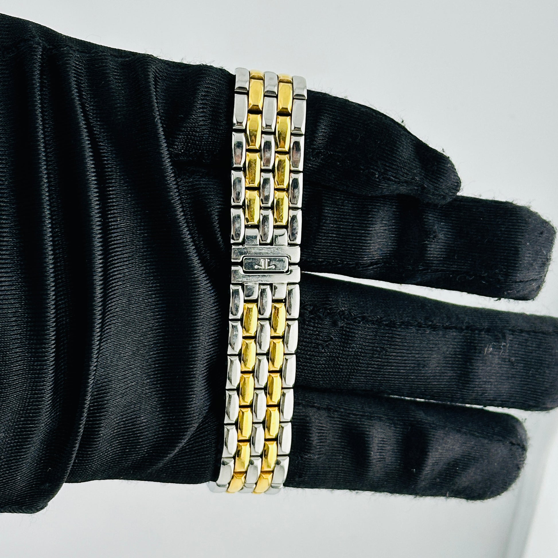 Jaeger Le Coultre Reverso Florale Silver Arabic Dial on 2 Tone Ref. 265.5.08/Q2655120 — view 5