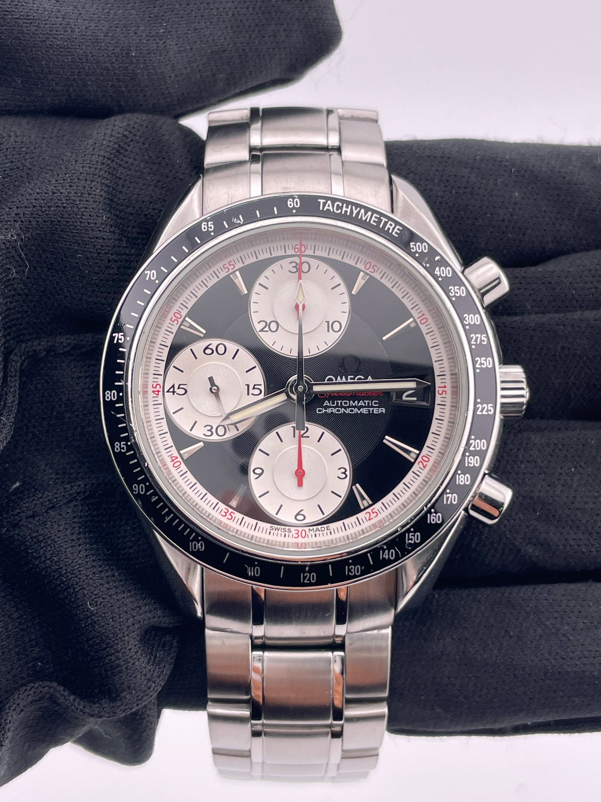 Omega Speedmaster Date Black Dial on Stainless Steel Bracelet Ref. 3210.51 Card 2011 — view 2
