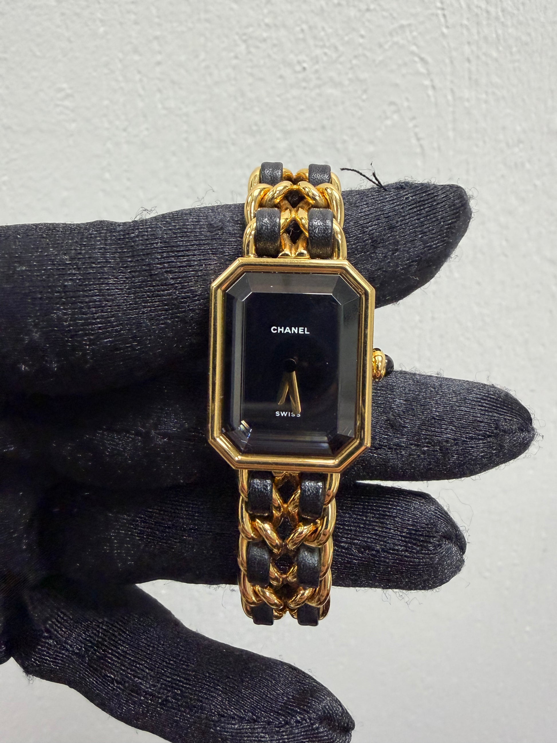 Chanel Premiere L Black Dial on Gold Plated & Leather Ref. H0001 — view 2