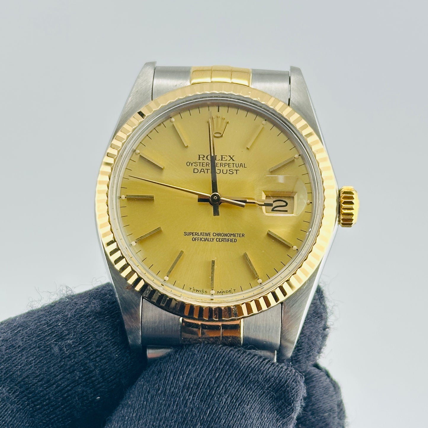 Rolex Datejust Champagne Stick Dial on D Link Jubilee Bracelet Ref. 16013 1986 — view 3