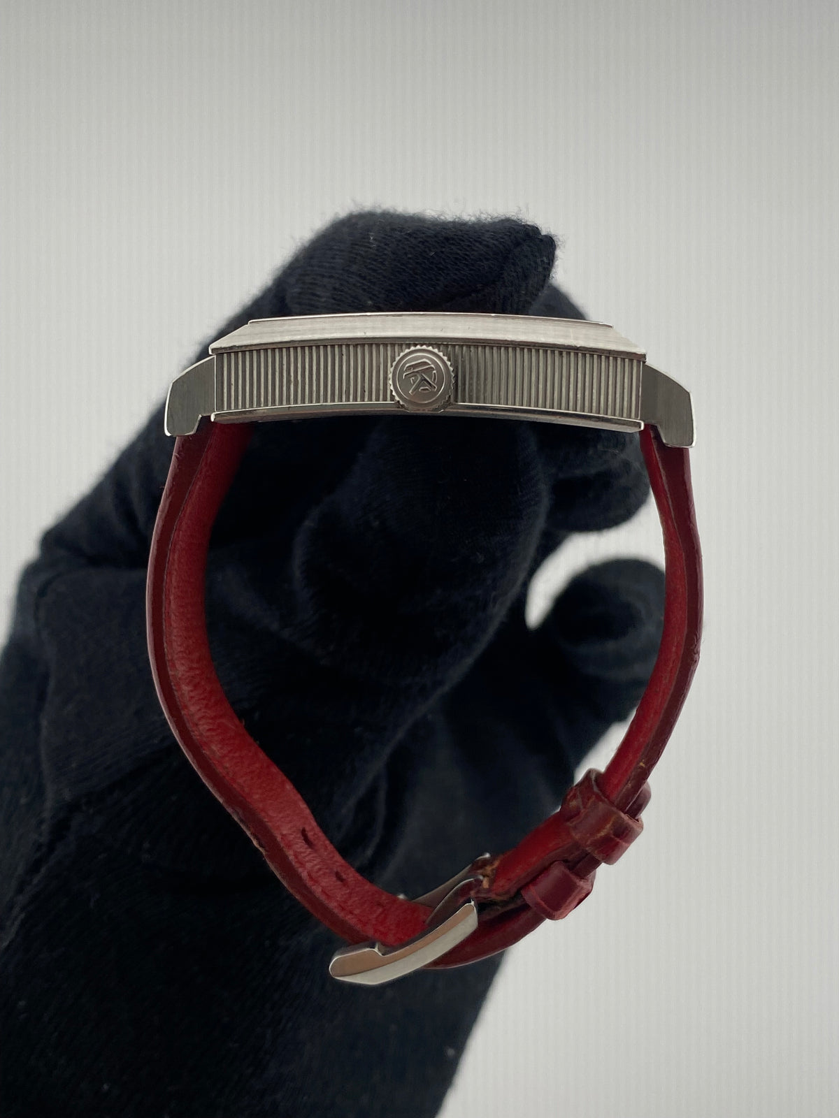 Pierre Kunz Cupidon Red Heart Dial on Leather Ref. PKM102STR Complete 2007 — view 5