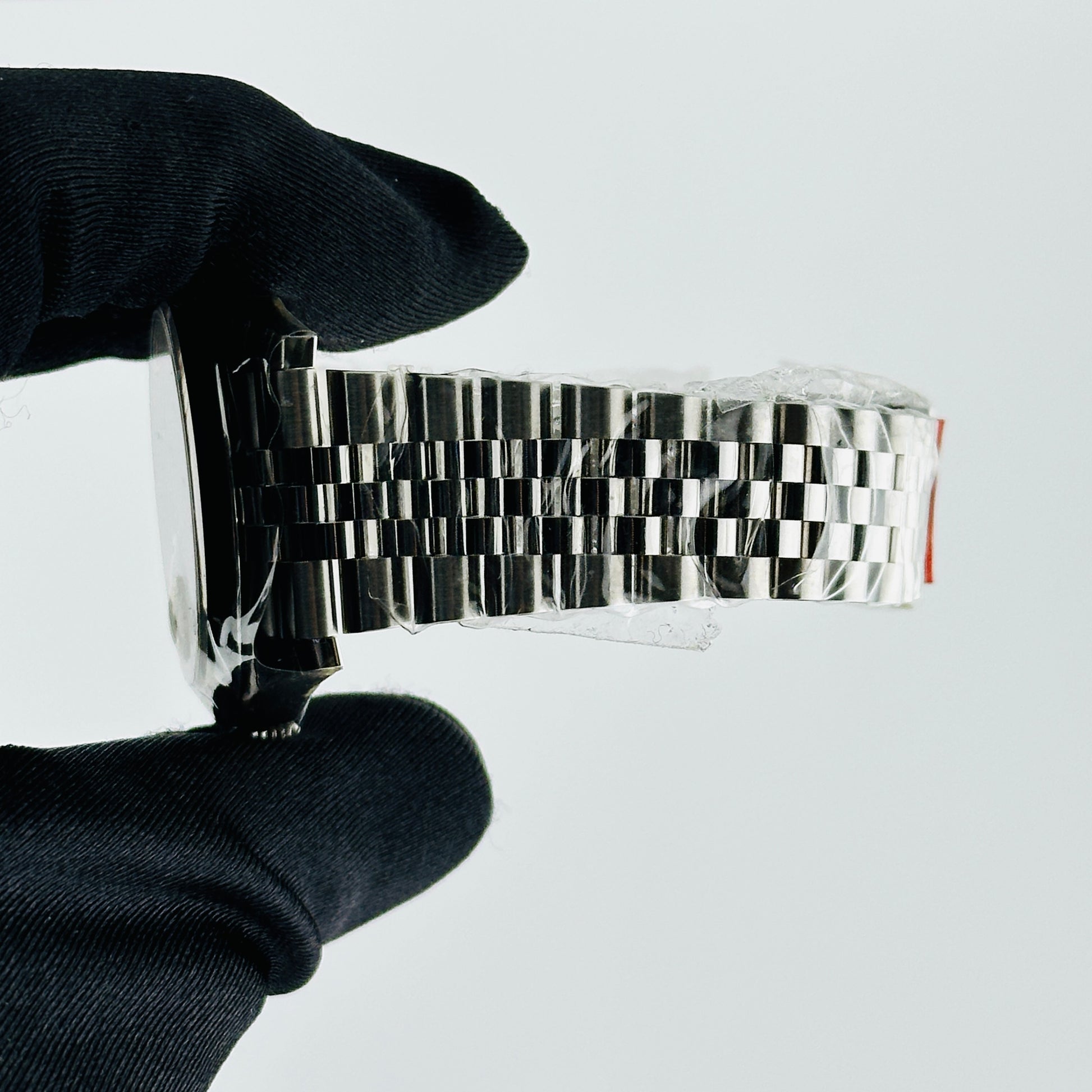 Rolex Datejust Blue Index Dial on Jubilee Ref. 126300 Card 2019 — view 4