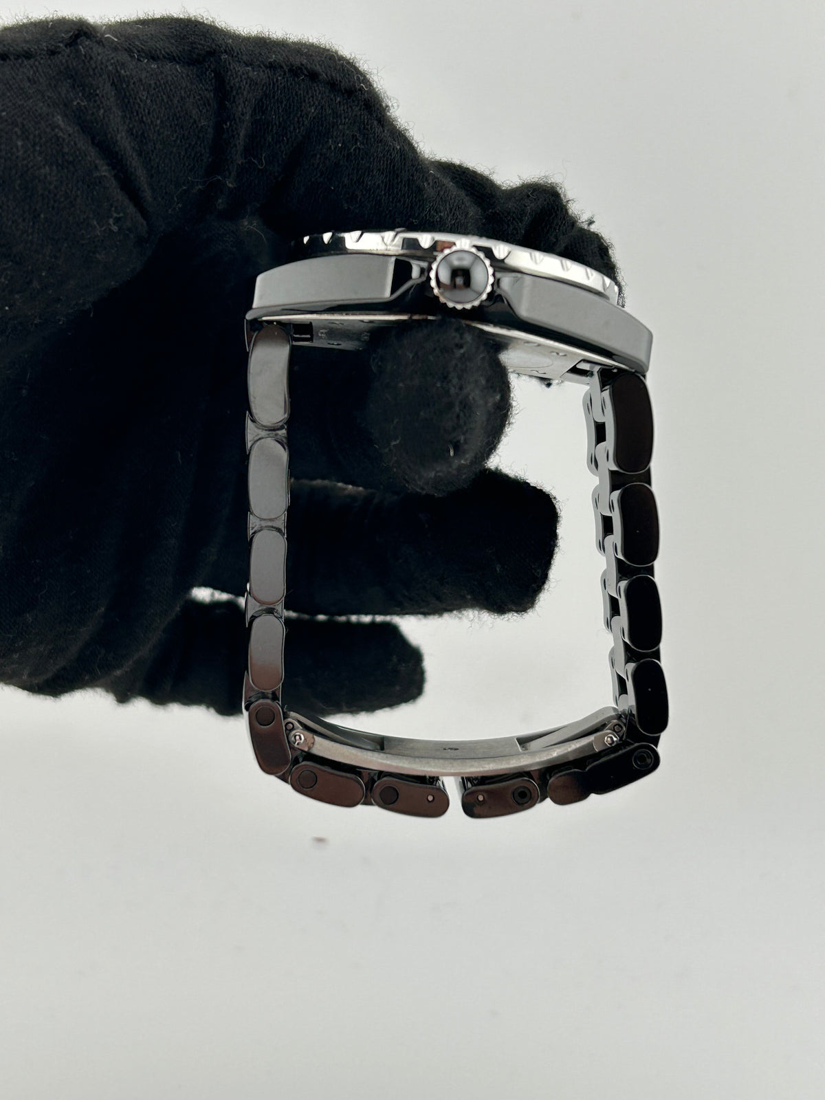 Chanel J12 Black Dial on Ceramic And Steel Bracelet Ref. H0685 Complete 2011 — view 6