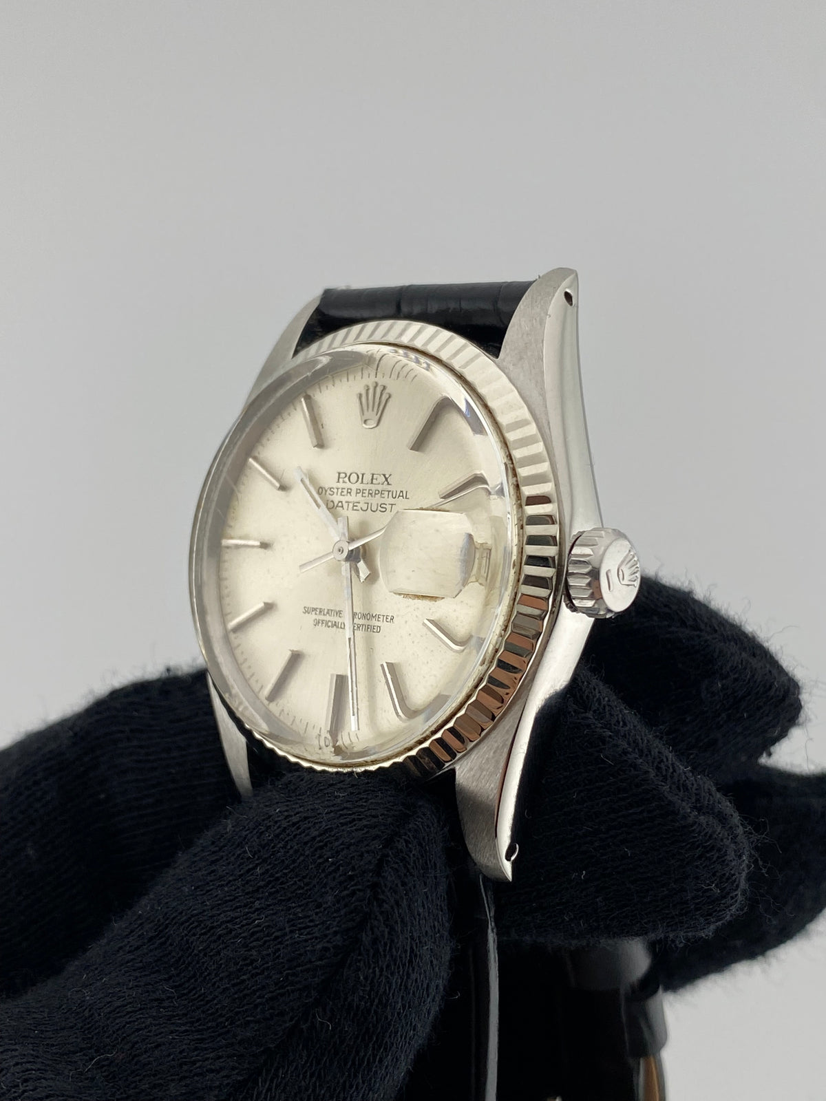 Rolex Datejust 36 Silver Stick Dial on Generic Leather Strap Ref. 16014 — view 2