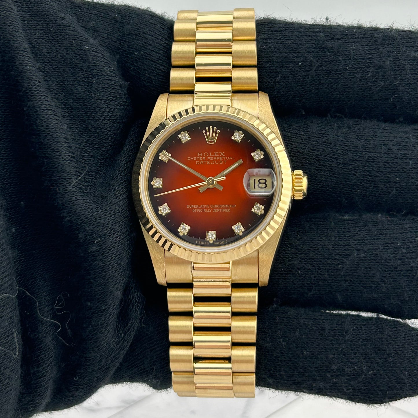 Rolex Datejust Red Hombre Dial on President Ref. 68278 Papers 1989 — view 2