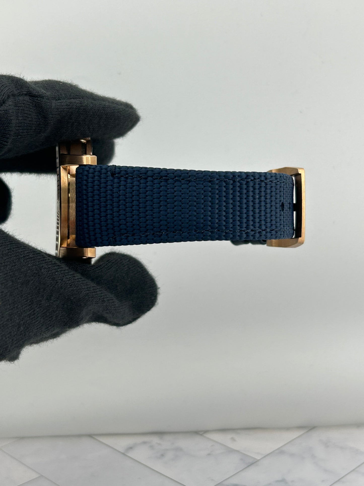 Audemars Piguet Code 11.59 Selfwinding Night Blue Cloud Dial on Rubber Strap Ref. 15210OR.OO.A348KB.01 — view 5