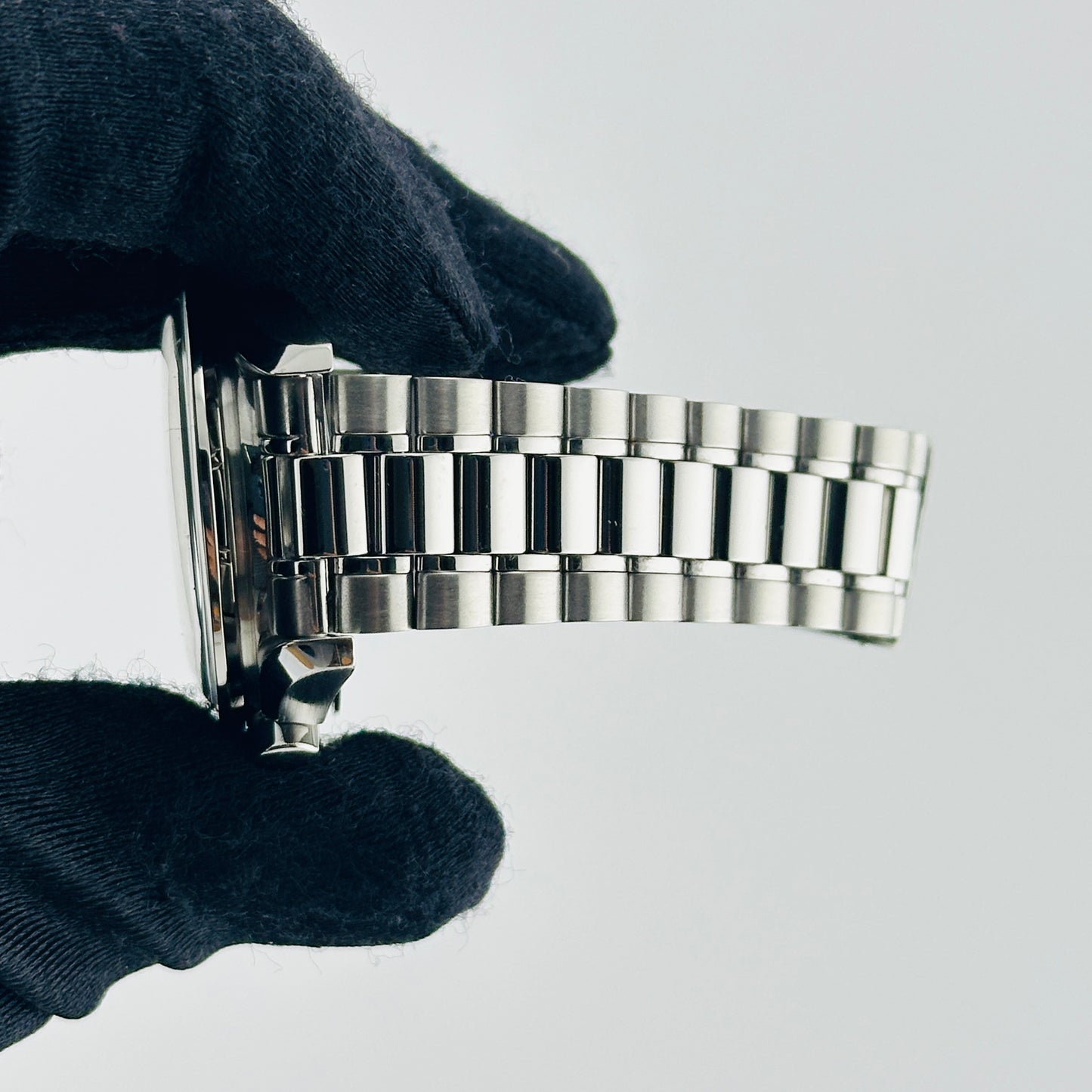 Omega Speedmaster Black Chrono Dial on Stainless Steel Bracelet Ref. 3510.50.00 — view 5
