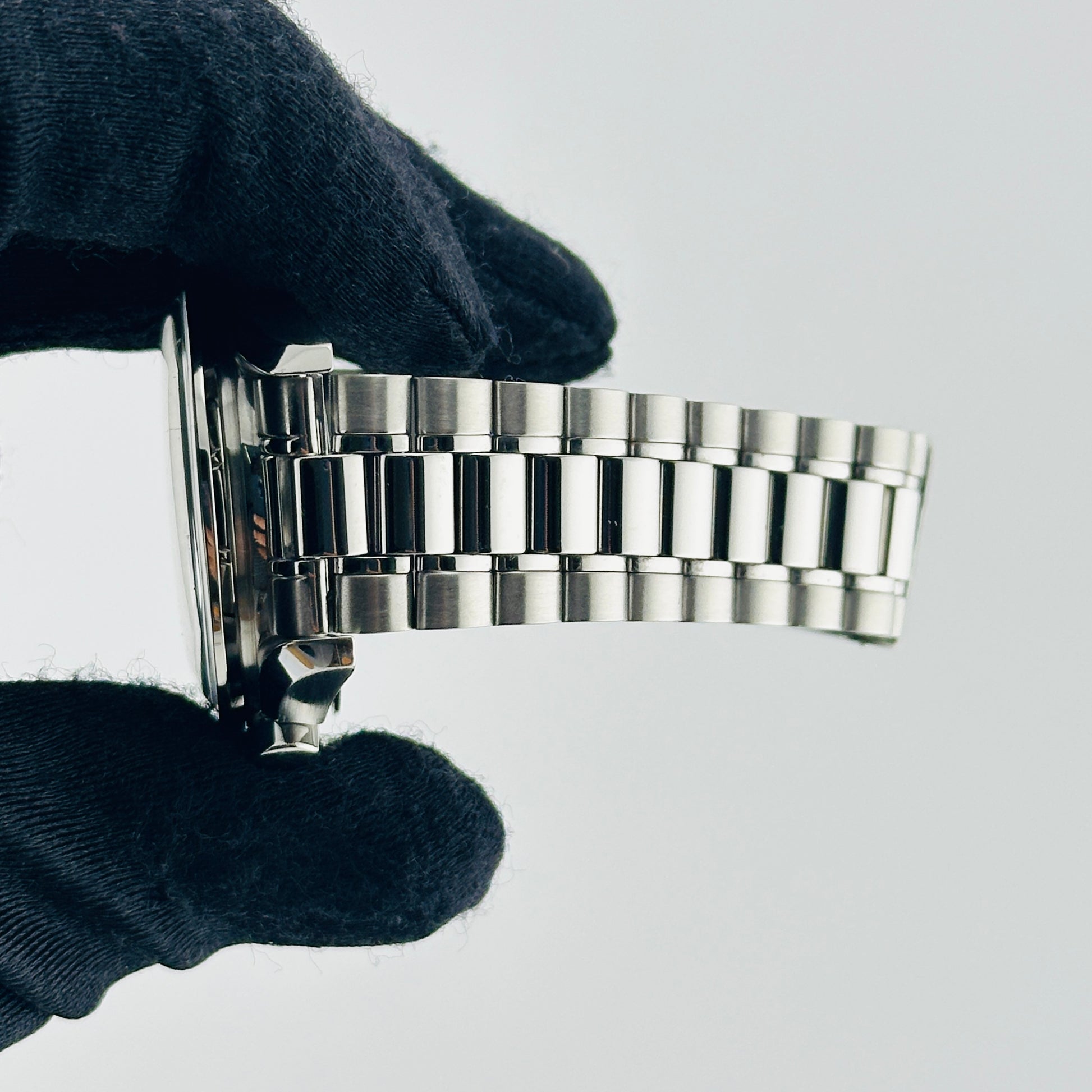 Omega Speedmaster Black Chrono Dial on Stainless Steel Bracelet Ref. 3510.50.00 — view 5