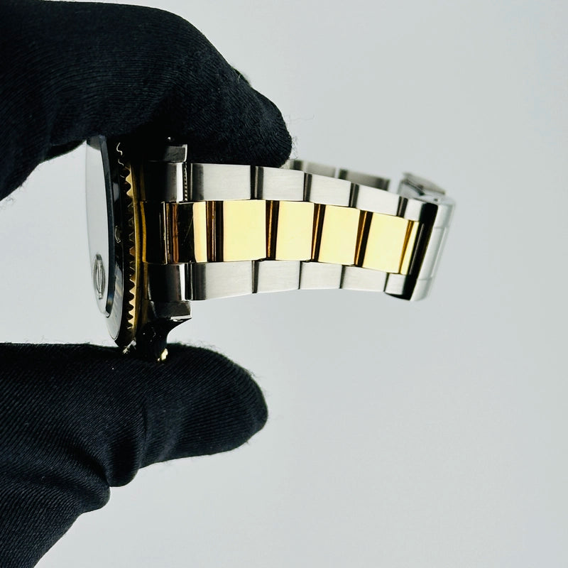Rolex Submariner Black Dial on Oyster Ref 16613