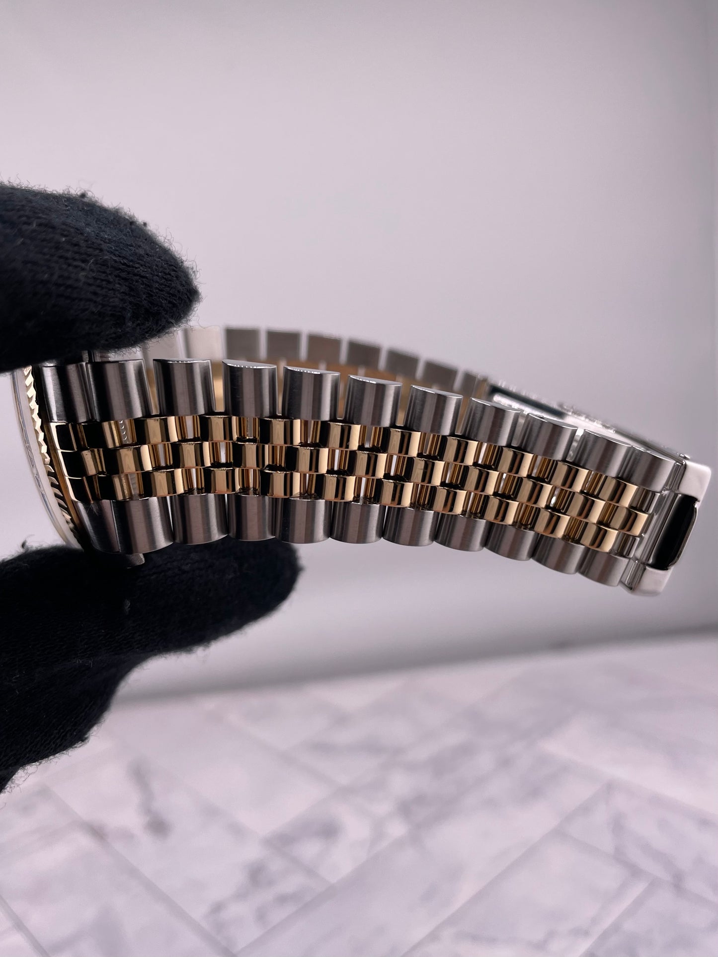 Rolex Datejust Champagne Stick Dial on D Link Jubilee Bracelet Ref. 16013 1987 — view 5