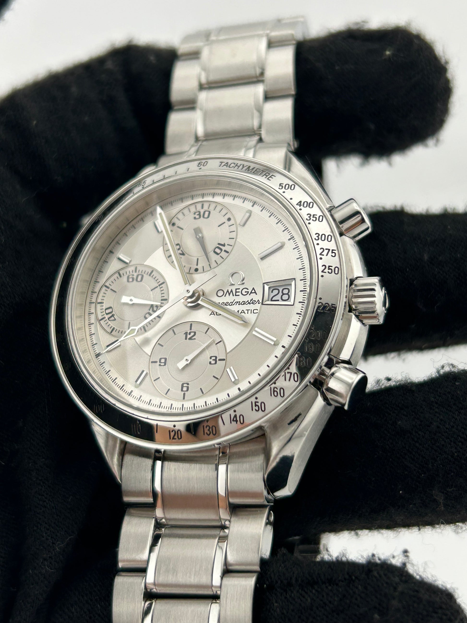 Omega Speedmaster Date Silver Dial on Stainless Steel Bracelet Ref. 3513.30 Card 2009 — view 3