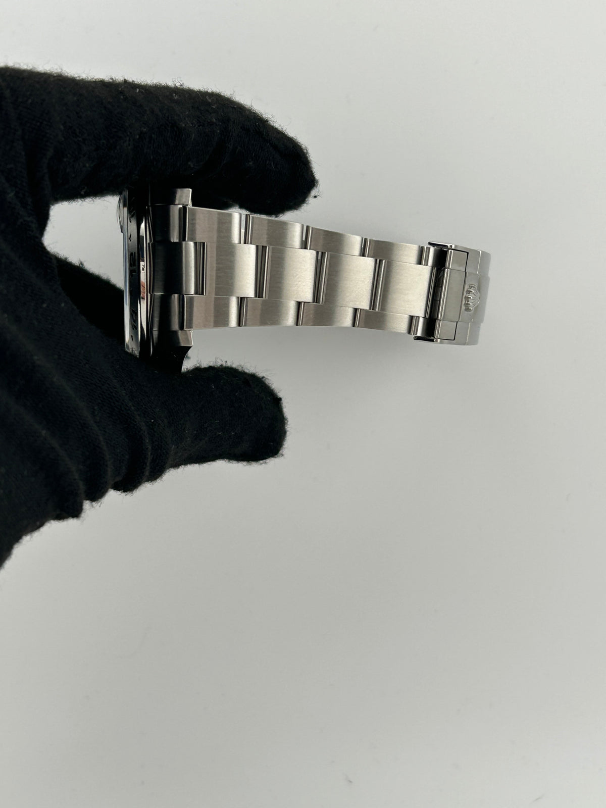 Rolex Explorer II Black Dial on Oyster Steel Bracelet Ref. 216570 Card 2013 — view 5