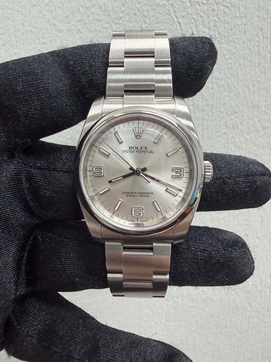 Rolex Oyster Perpetual Silver Dial on Oyster Ref. 116000 Card 2013 — view 2