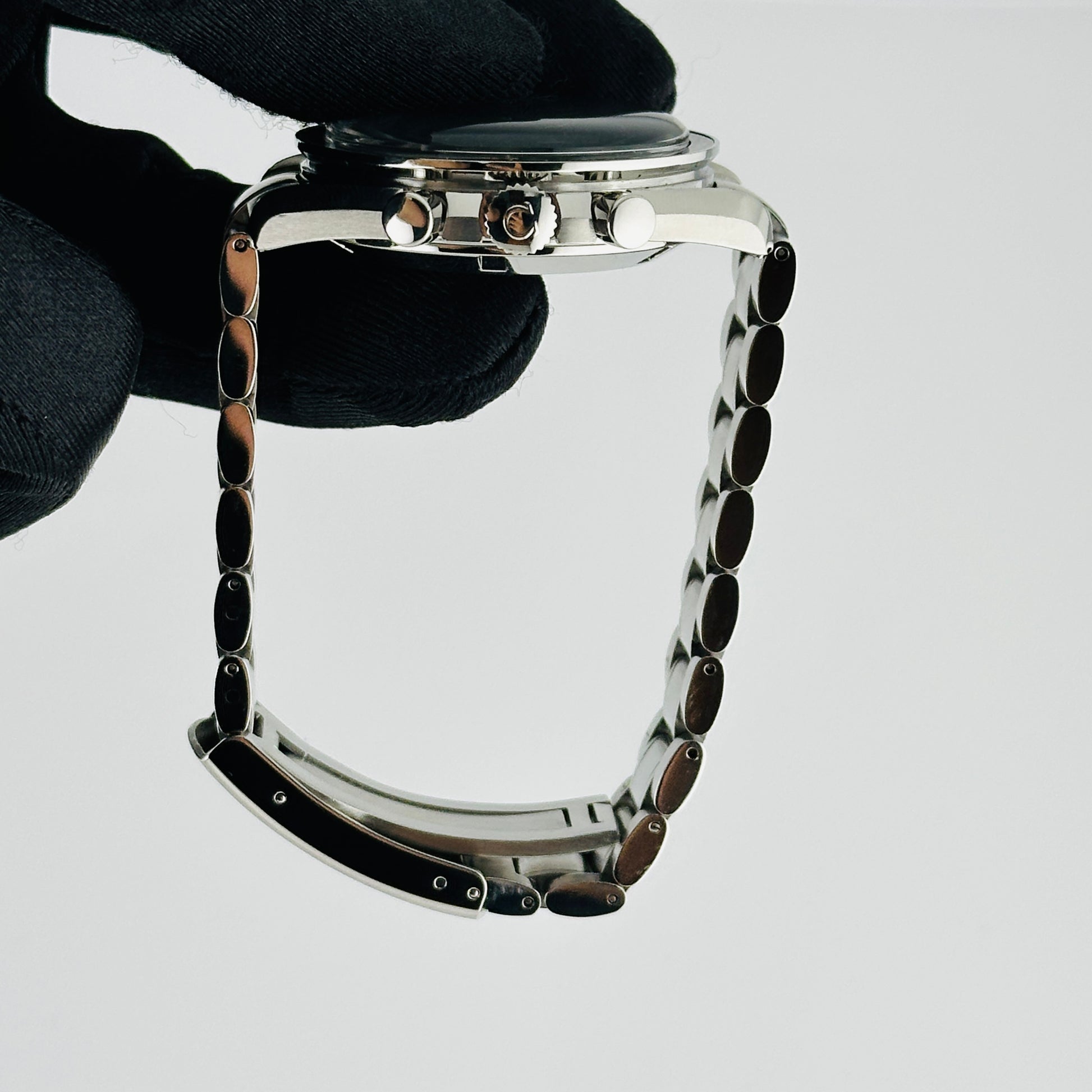 Omega SpeedMaster Black Index Dial on Stainless Steel Bracelet Ref. 3570.50.00 Card 1994 — view 5