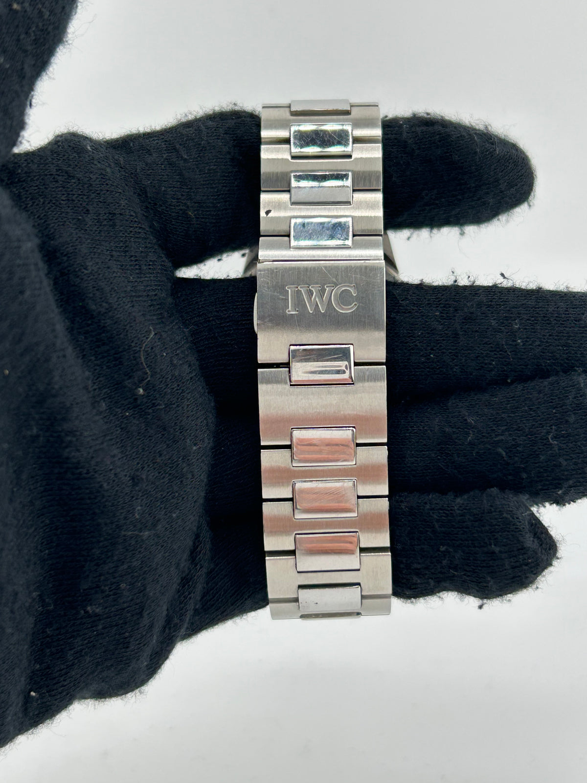 Iwc GST Alarm Black Dial on Stainless Steel Bracelet Ref. IW353702 — view 4