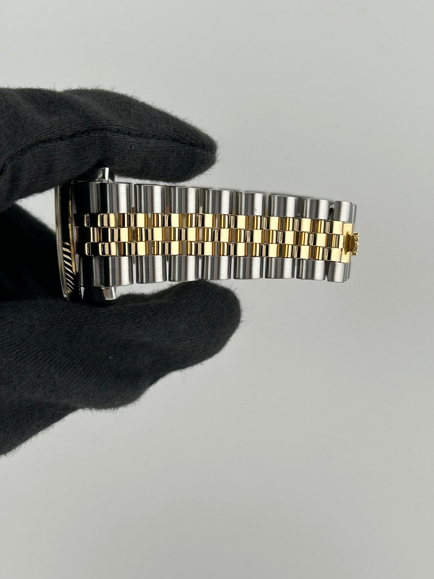 Rolex Datejust Champagne Anniversary Factory Diamond Dial Dial on D Link Jubilee Hidden Clasp Bracelet Ref. 116233G 1991 — view 5