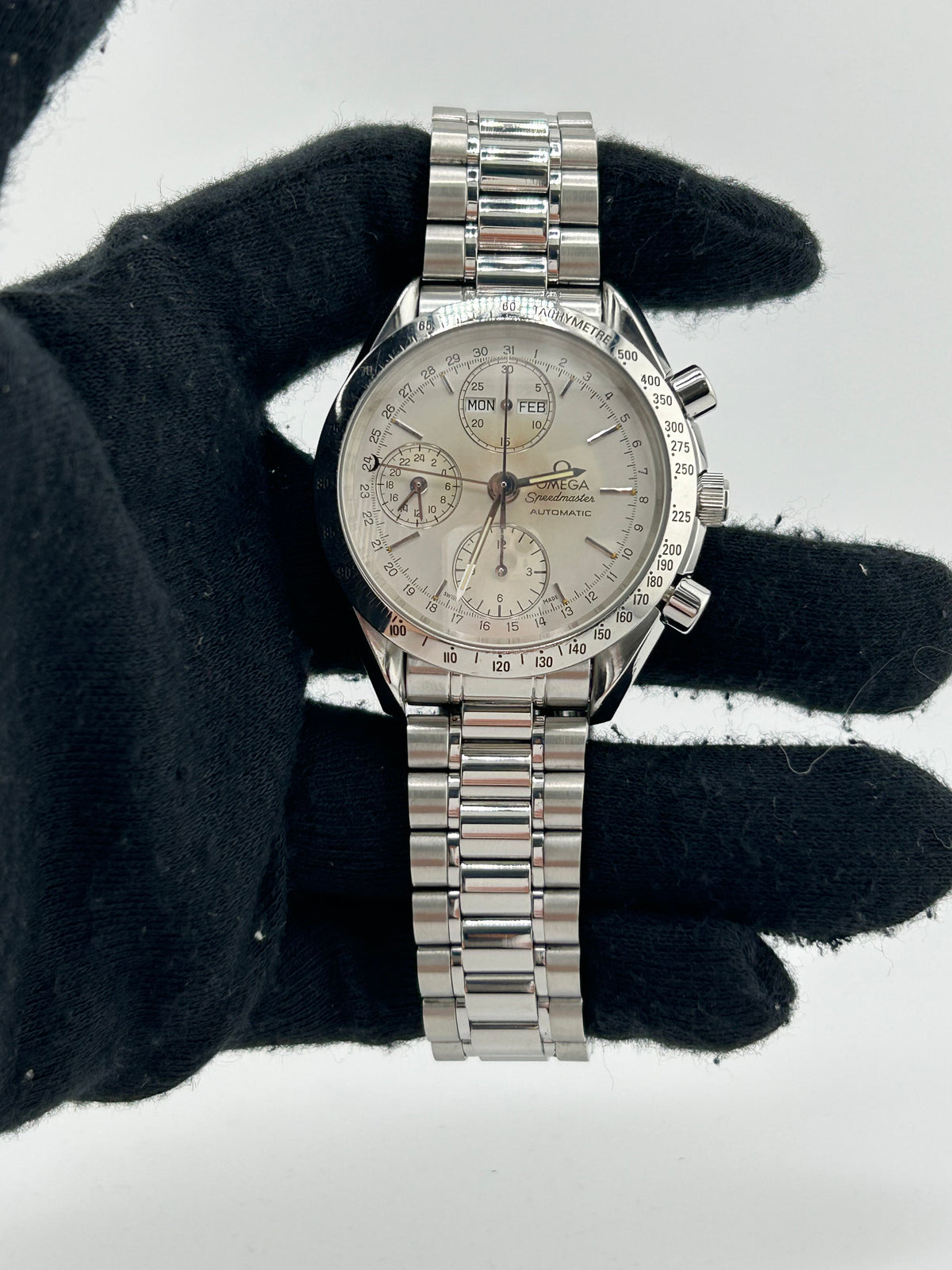 Omega Speedmaster Day Date Silver Dial on Stainless Steel Bracelet Ref. 3521.30.00 Complete — view 2