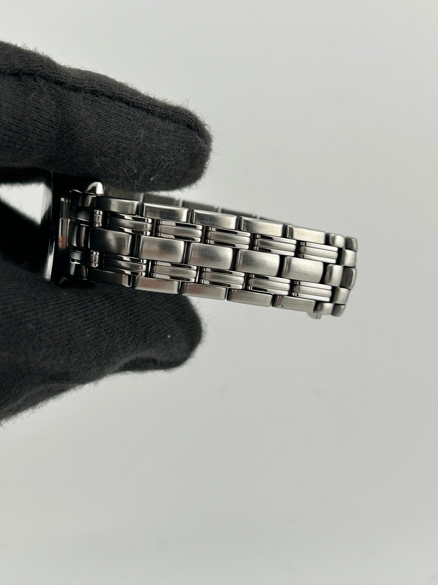 Omega Seamaster 120m Dark Gray Dial on Stainless Steel Bracelet Ref. 2571.41 Card 1993 — view 5