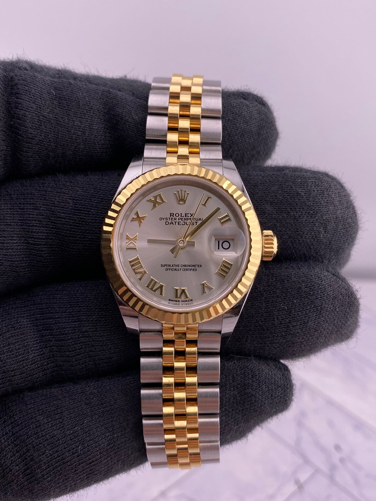 Rolex Datejust Lady White Roman Dial on Jubilee Ref. 279173 Card 2018 — view 2