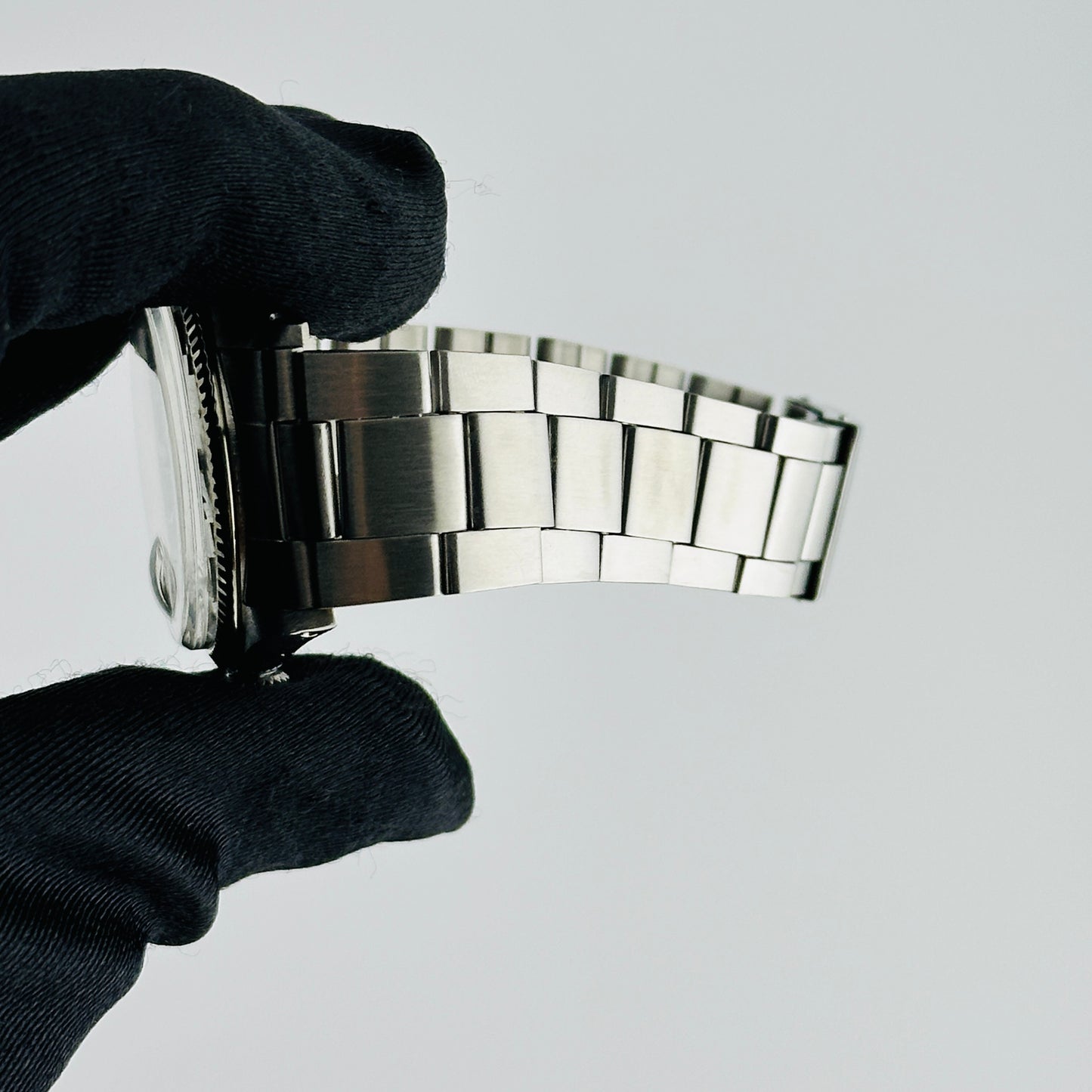 Rolex Datejust Silver Stick / Has Spots Dial on Folded Oyster Ref. 1601 1963 — view 3