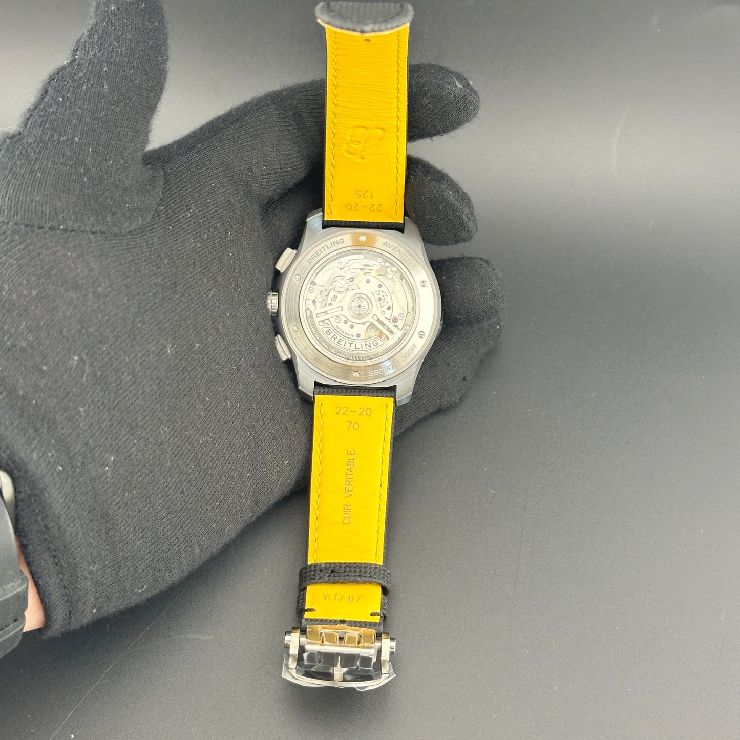 Breitling Avenger B01 Chronograph Yellow / Arabic Numerals Dial on Leather Strap Ref. SB0147101I1X2 Card 2026 — view 5