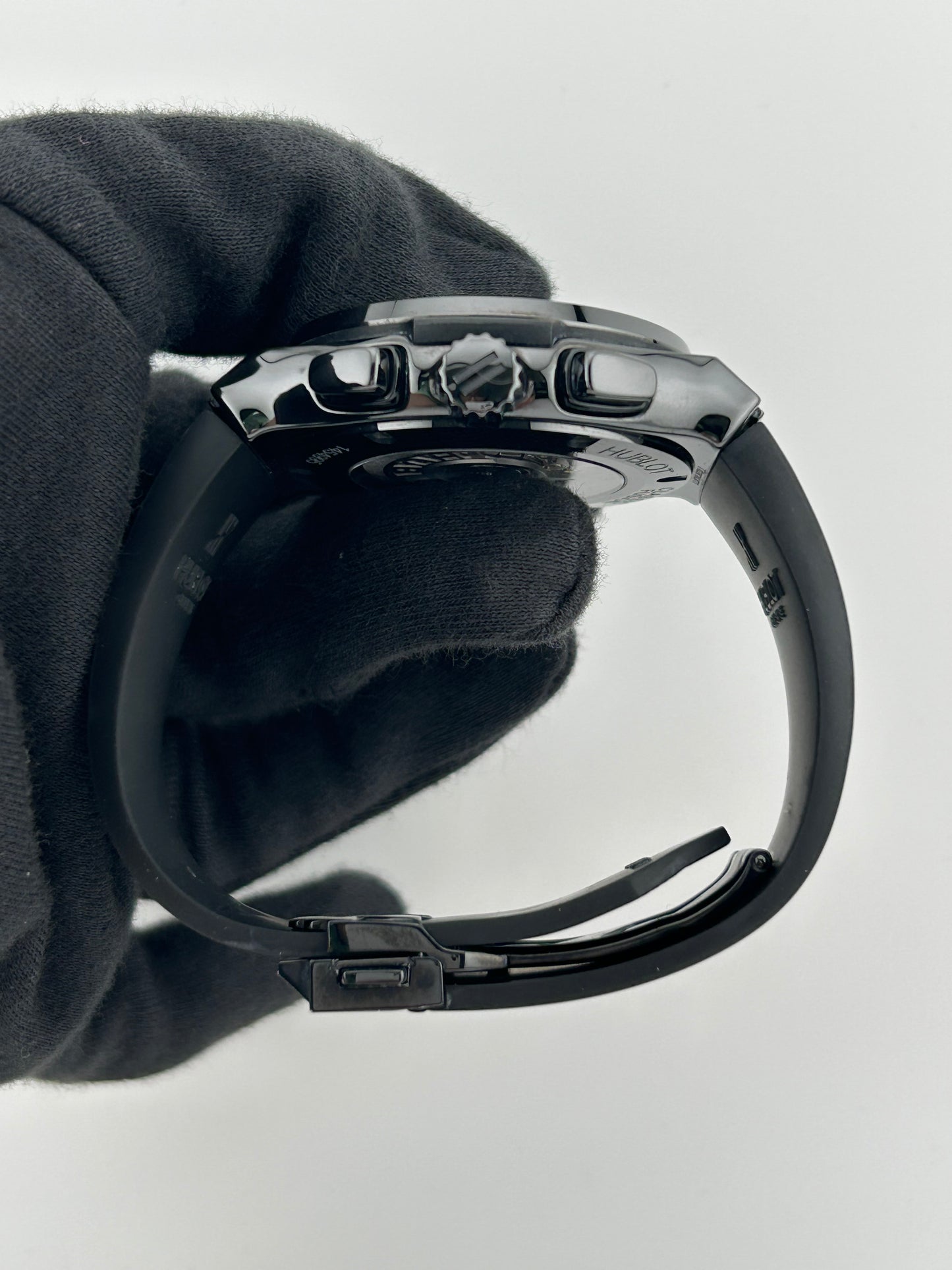 Hublot Classic Fusion Black Magic Black Dial on Rubber Fold Clasp Ref. 521.CM.1171.RX Manuals Only and Box — view 6