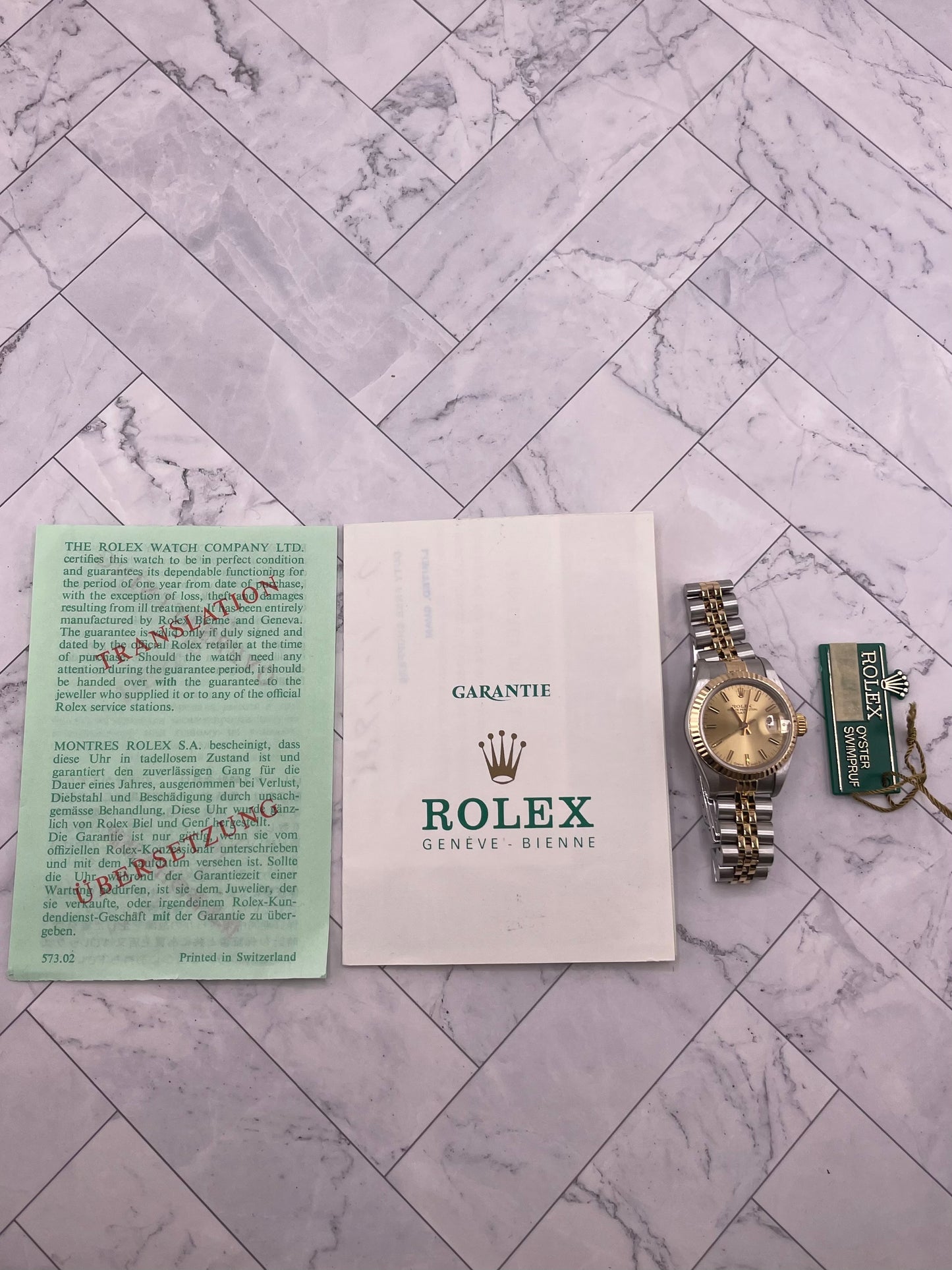 Rolex Datejust Lady Champagne Stick Dial on Jubilee Ref. 69173 Papers 1985 — view 7