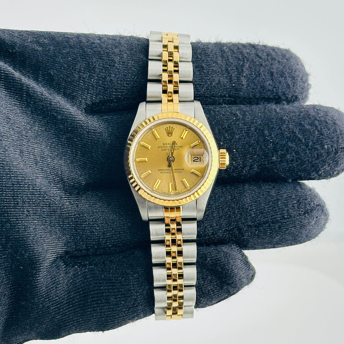 Rolex Datejust Lady Champagne Stick Dial on D Link Jubilee Bracelet Ref. 69173 Papers 1986 — view 2