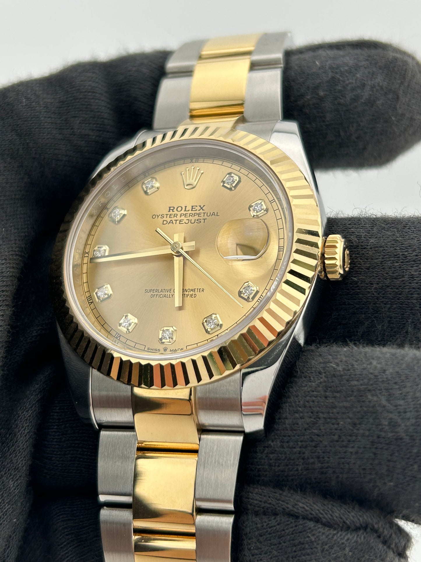 Rolex Datejust 41 Champagne Diamond Dial on 2 Tone Oyster Bracelet Ref. 126333 Card 2019 — view 3