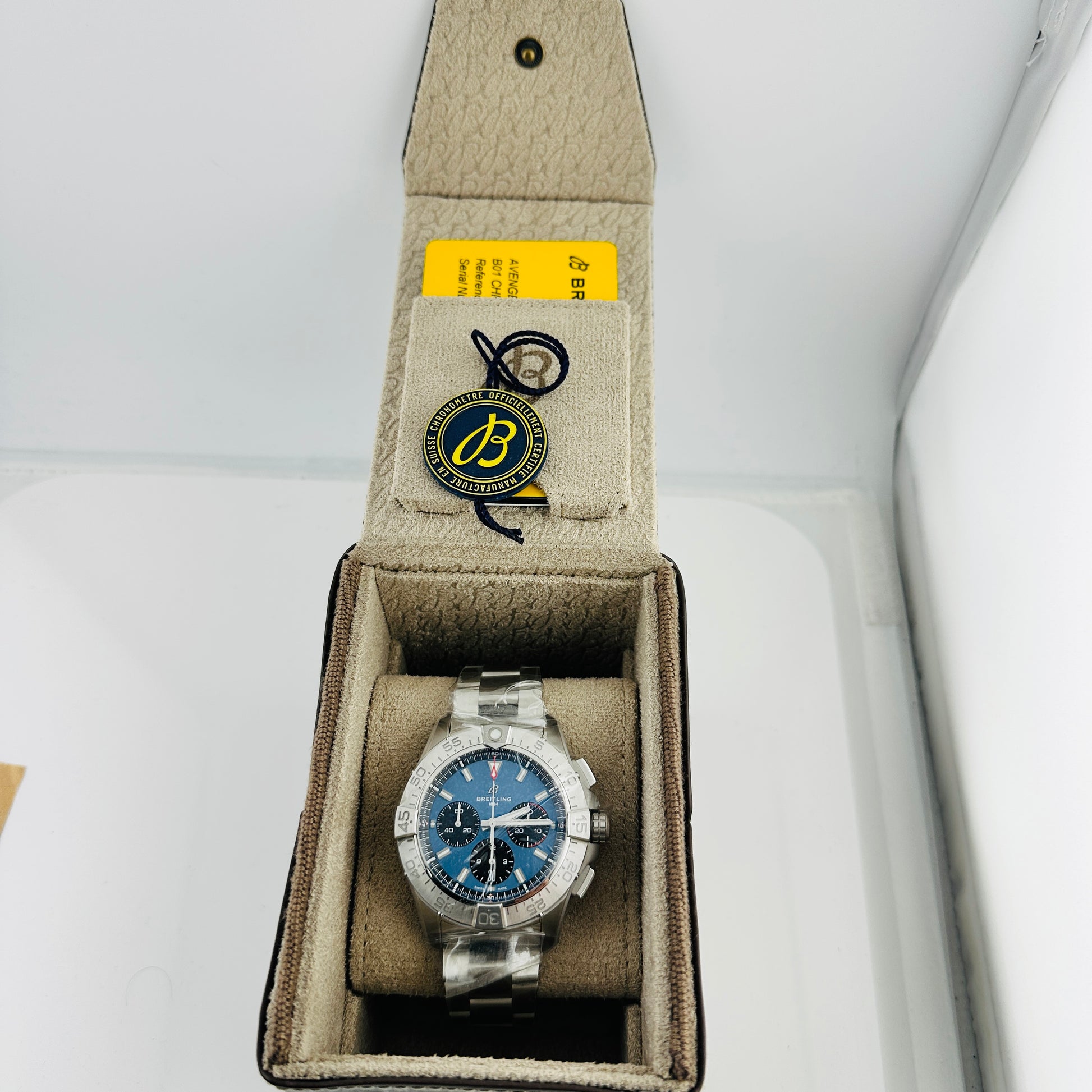 Breitling Avenger B01 Chronograph Blue Dial on Stainless Steel Bracelet Ref. AB0147101C1A1 Card 2026 — view 9
