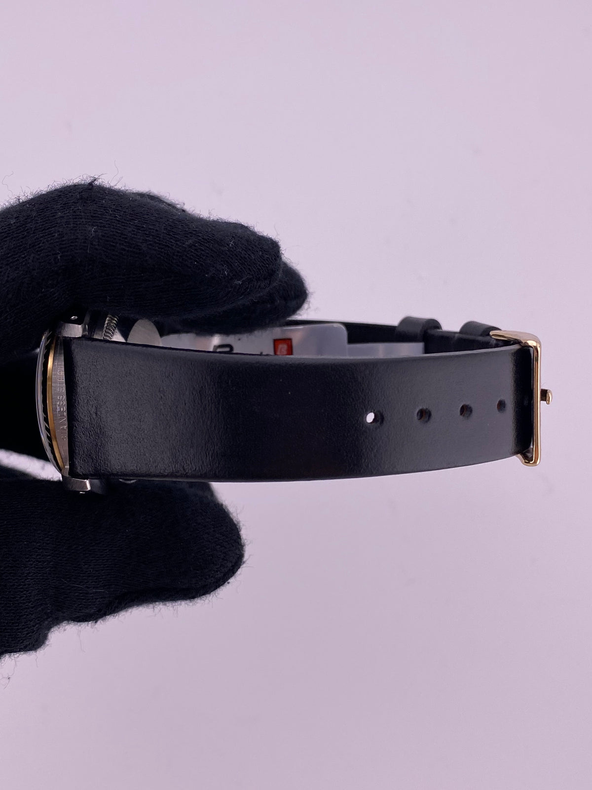 Rolex Datejust 36 Champagne Stick Dial on Generic Leather Strap Ref. 16233 1995 — view 2