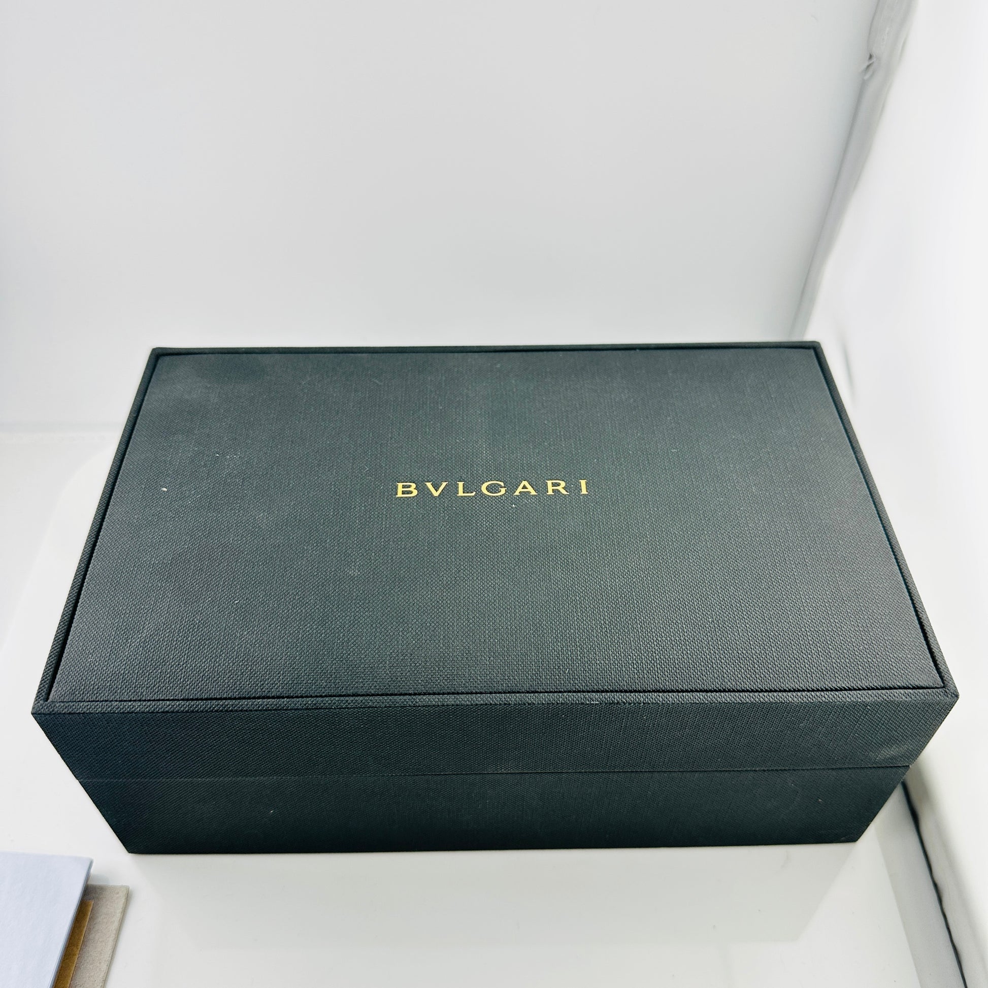 Bvlgari Octo Roma Blue Dial on Bracelet Ref. 103739 Papers 2025 — view 8