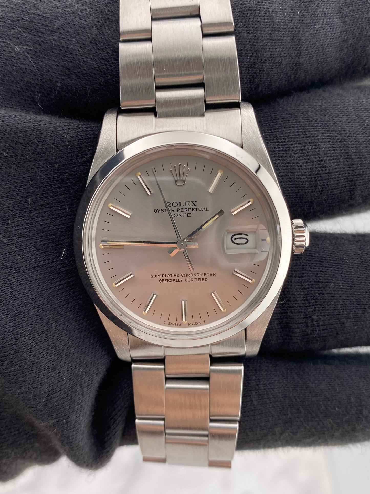 Rolex Oyster Perpetual Date Silver Stick Dial on Oyster Ref. 15000 1986 — view 2