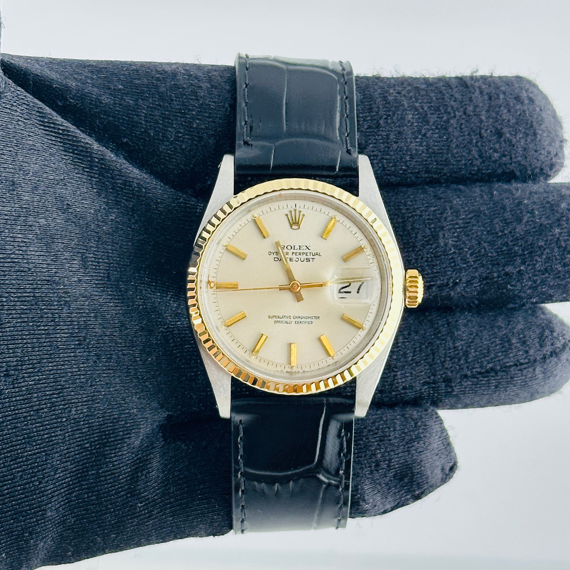 Rolex Datejust Ivory / Gold Stick Dial on Generic Leather Band Ref. 1601 1971 — view 2