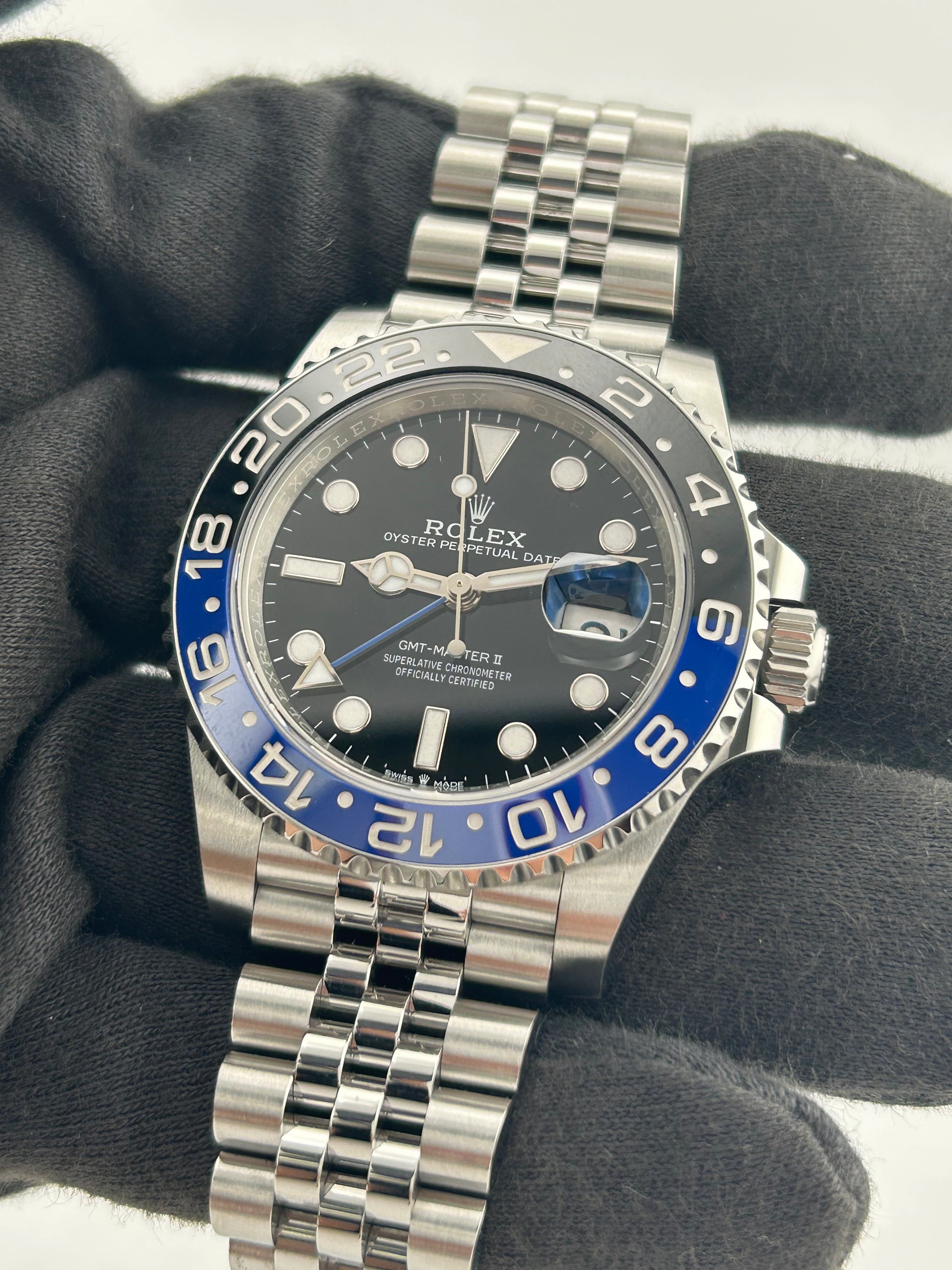 Rolex GMT-Master II Batgirl Black Dial on Jubilee Ref. 126710BLNR Card 2022 — view 3