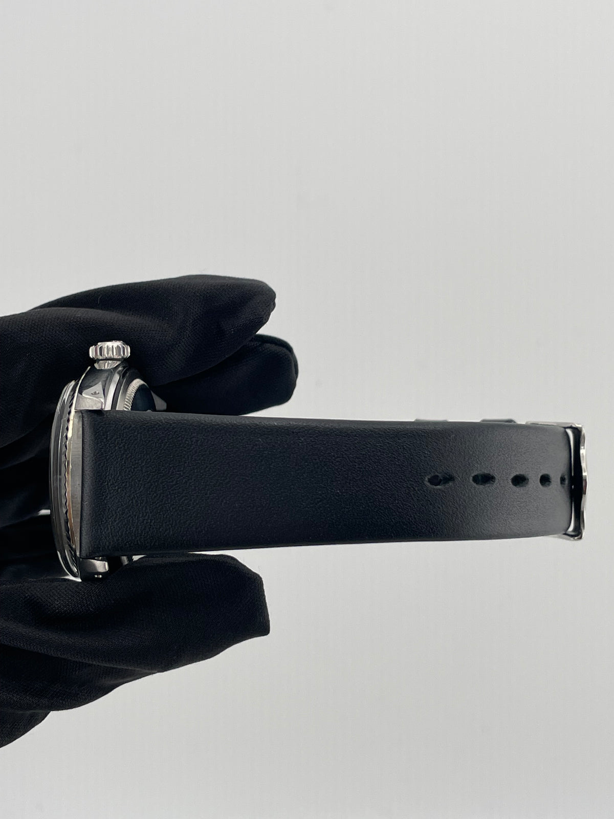 Rolex Datejust 36 Silver Stick Dial on Generic Black Leather Strap Ref. 1601 — view 5