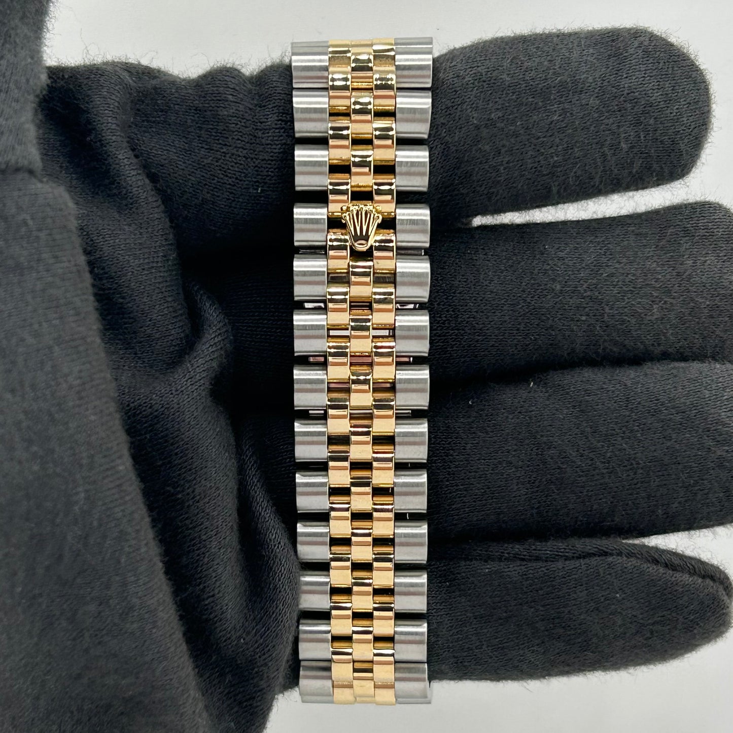 Rolex Datejust Champagne Anniversary Factory Diamond Dial Dial on D Link Jubilee Hidden Clasp Bracelet Ref. 116233G 2009 — view 4