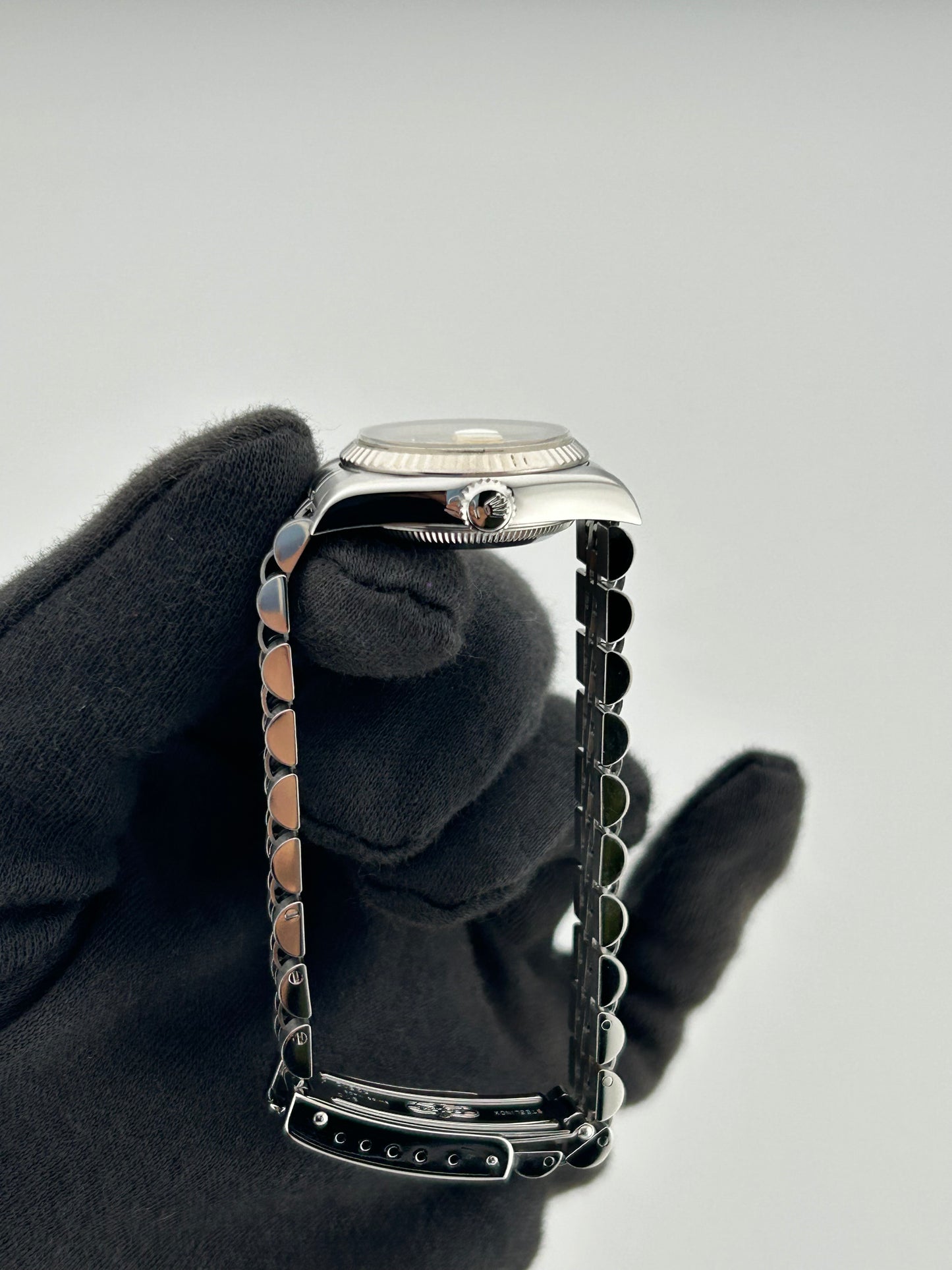 Rolex Datejust Lady Champagne Stick Dial on Jubilee Ref. 69174 Papers 1994 — view 6