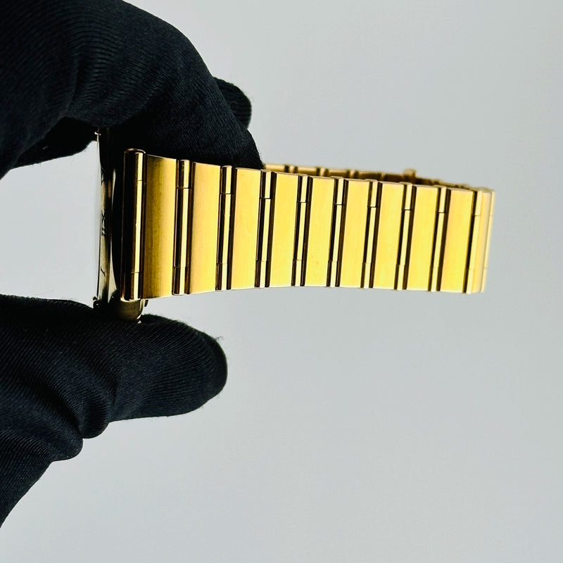 Omega Constellation Ivory Diamond Dial on Yellow Gold Ref 1104.35.00 with Card 2005
