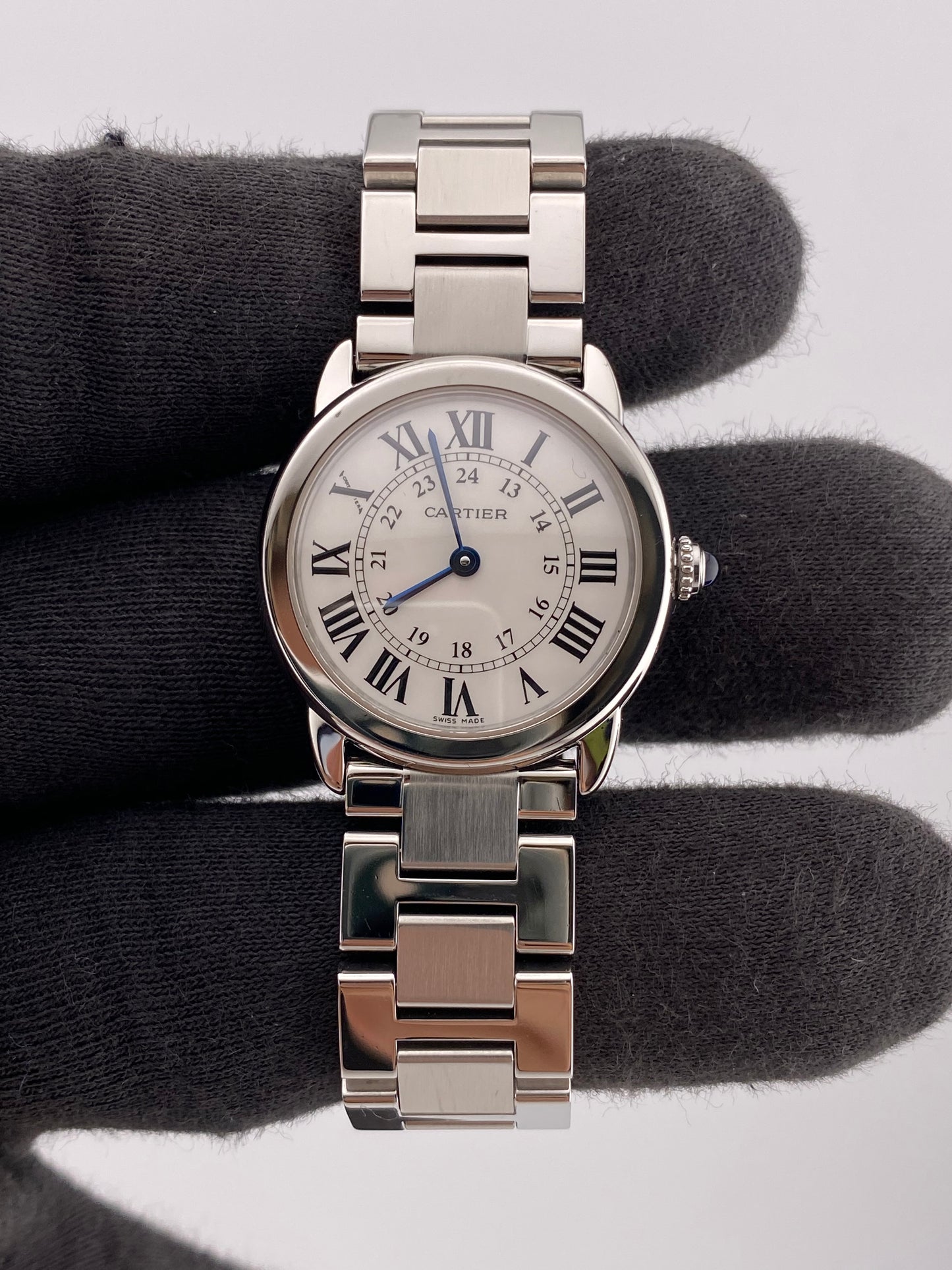 Cartier Ronde Solo Silver Roman Dial on Stainless Steel Bracelet Ref. W6701004 Papers 2011 — view 2