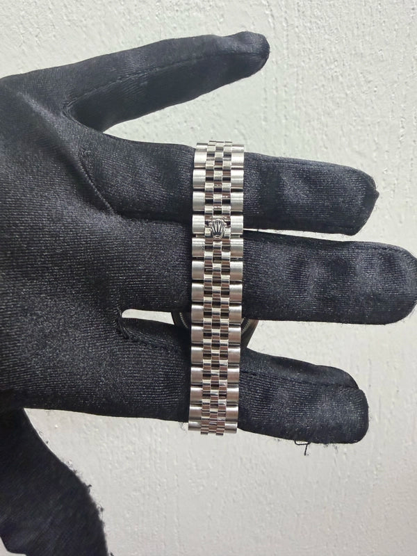 Rolex Datejust Lady Dark Grey Index Dial on Jubilee Ref 279160 with New Style Card Green 2021