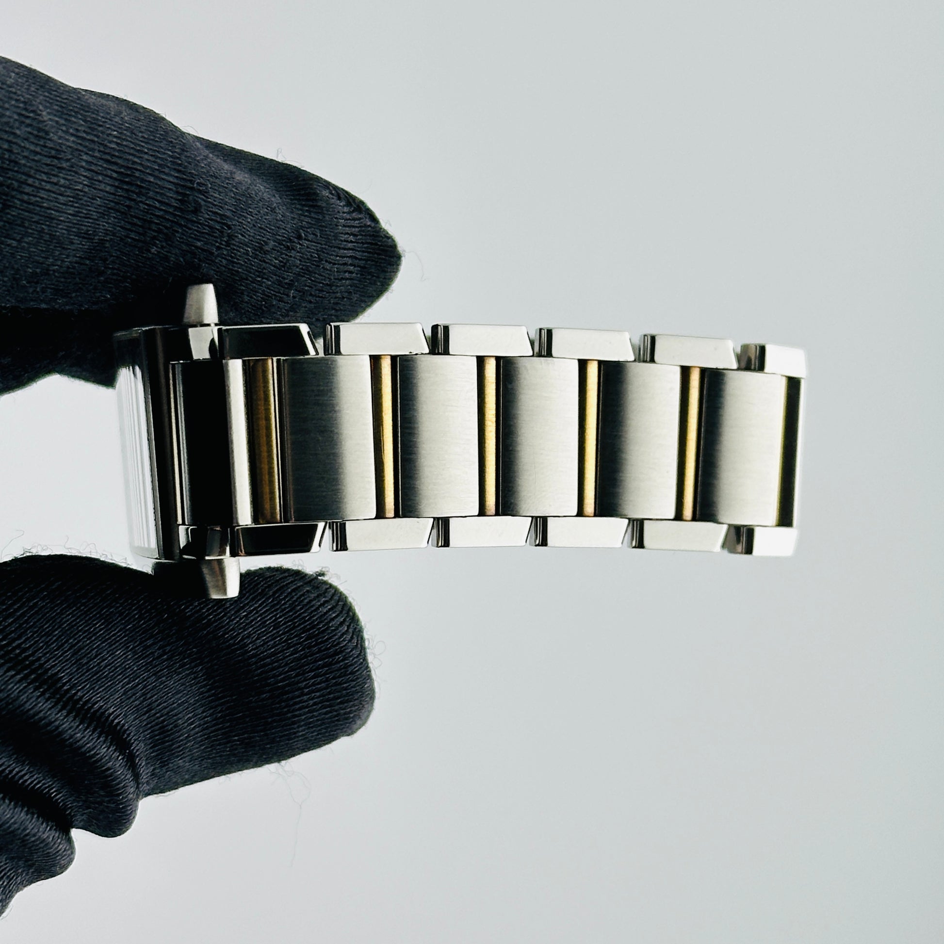 Cartier Tank Francaise Midsize White Roman Dial on 2 Tone Ref. 2465 — view 5