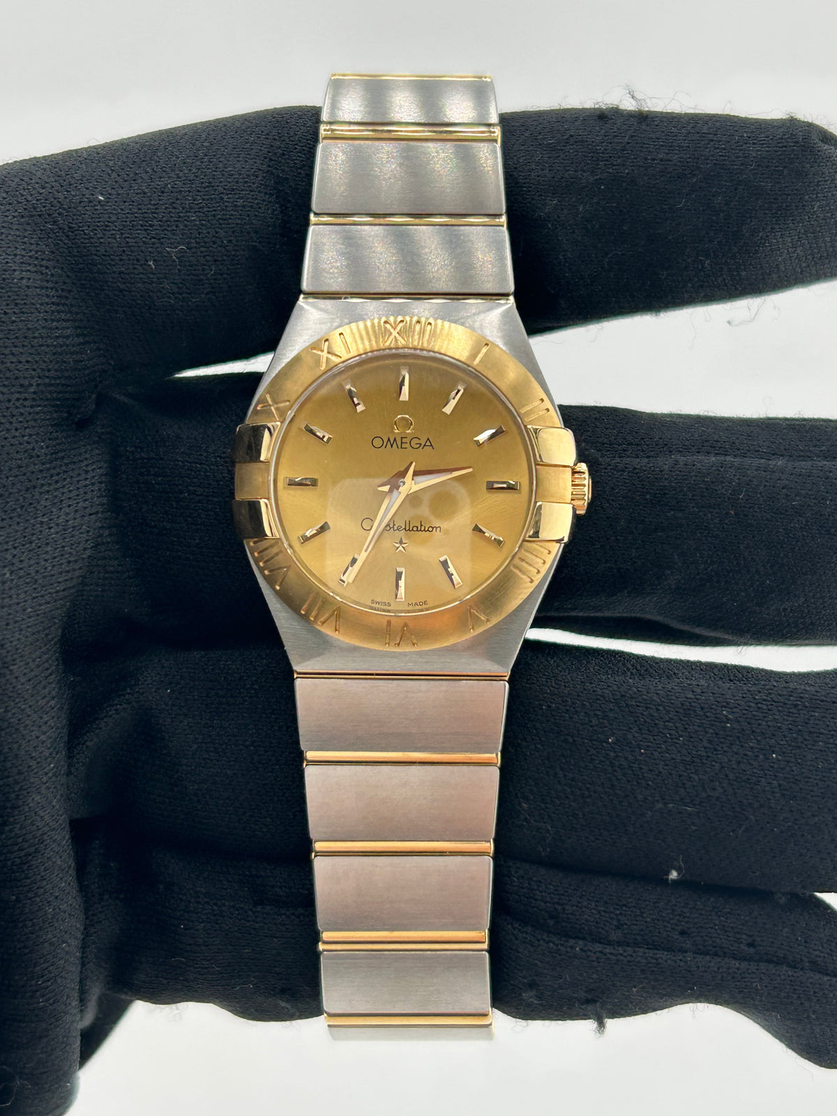 Omega Constellation Gold Dial on Yellow Gold And Stainless Steel Bracelet Ref. 123.20.27.60.08.001 — view 2