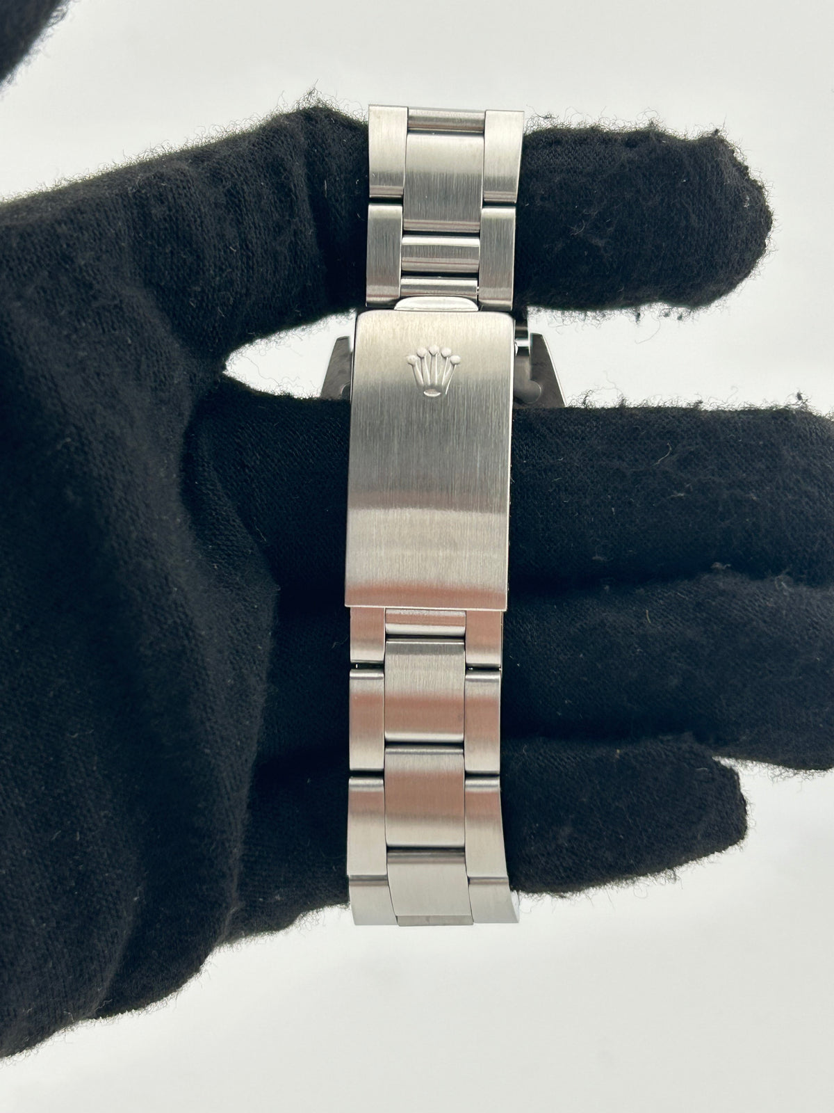 Rolex Oyster Perpetual Date Silver Stick Dial on Oyster Steel Bracelet Ref. 15000 1988 — view 4
